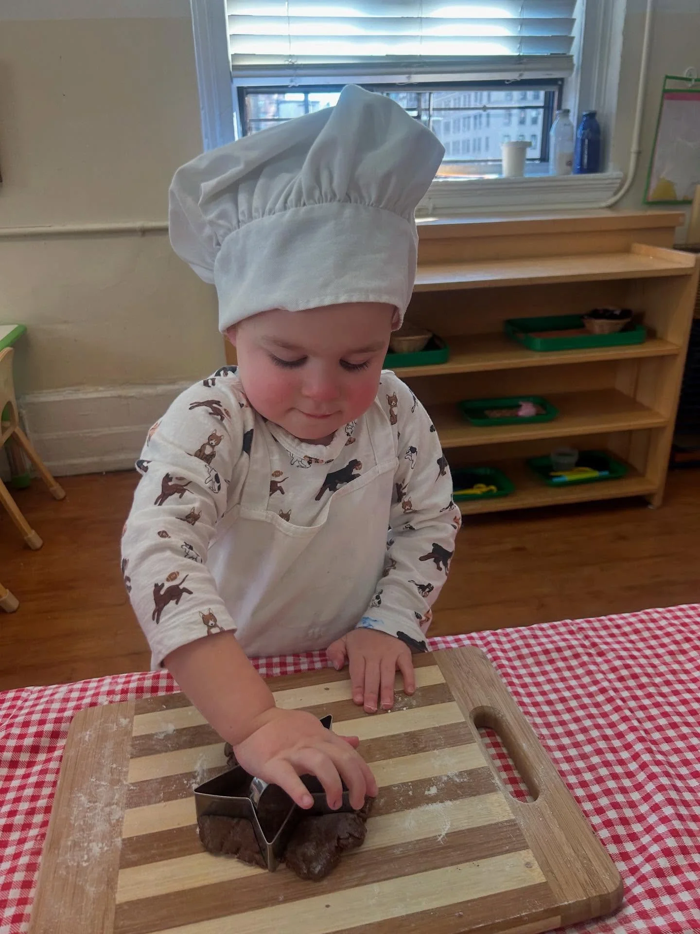 As we welcome the winter season, our Montessori classrooms are alive with purposeful, festive work like rolling and cutting out cookie shapes, transferring work with jingle bells, and winter-themed art that reflects each child&rsquo;s creativity ⛄️

