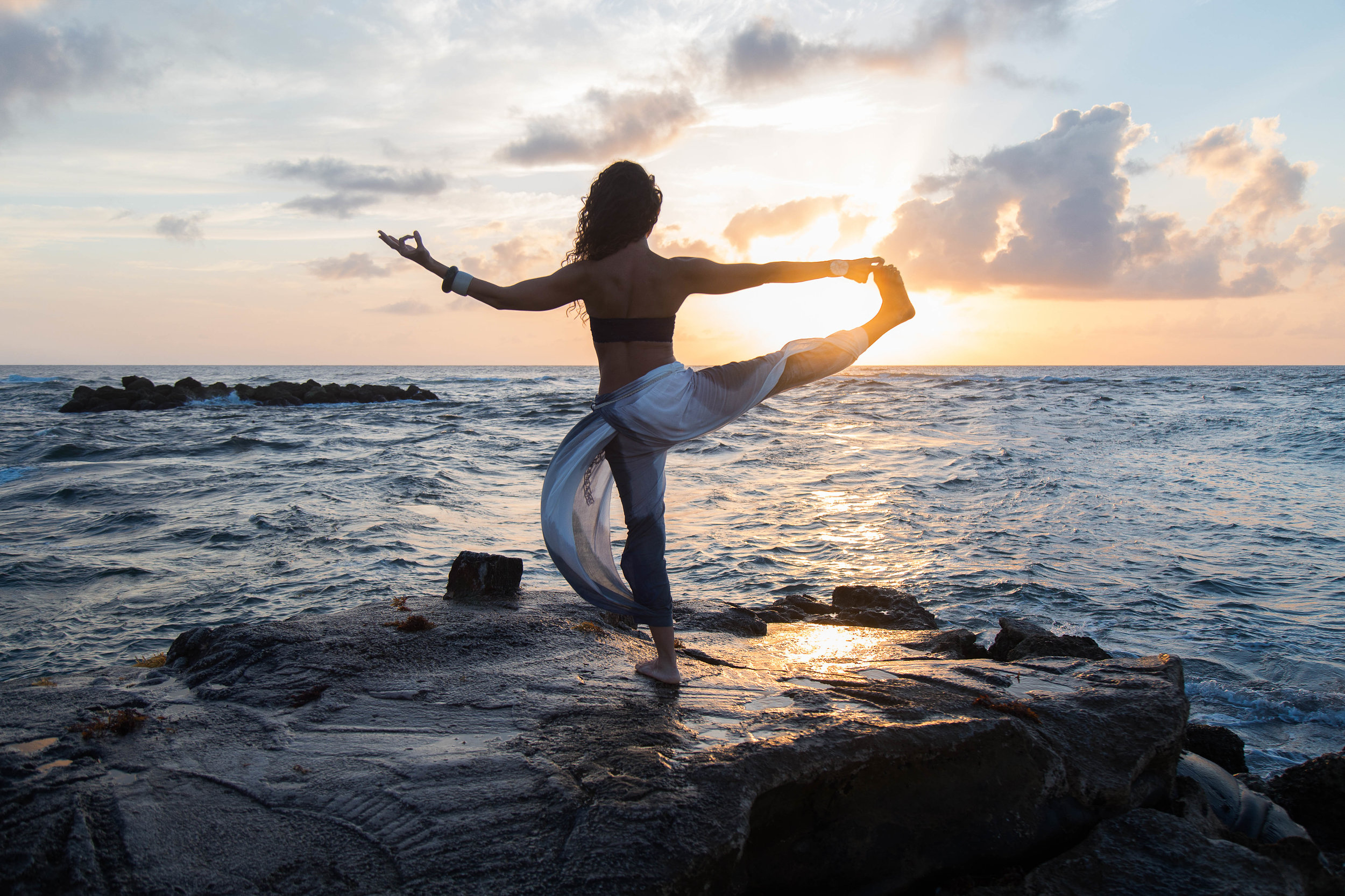 sunrise yoga photography on the beach