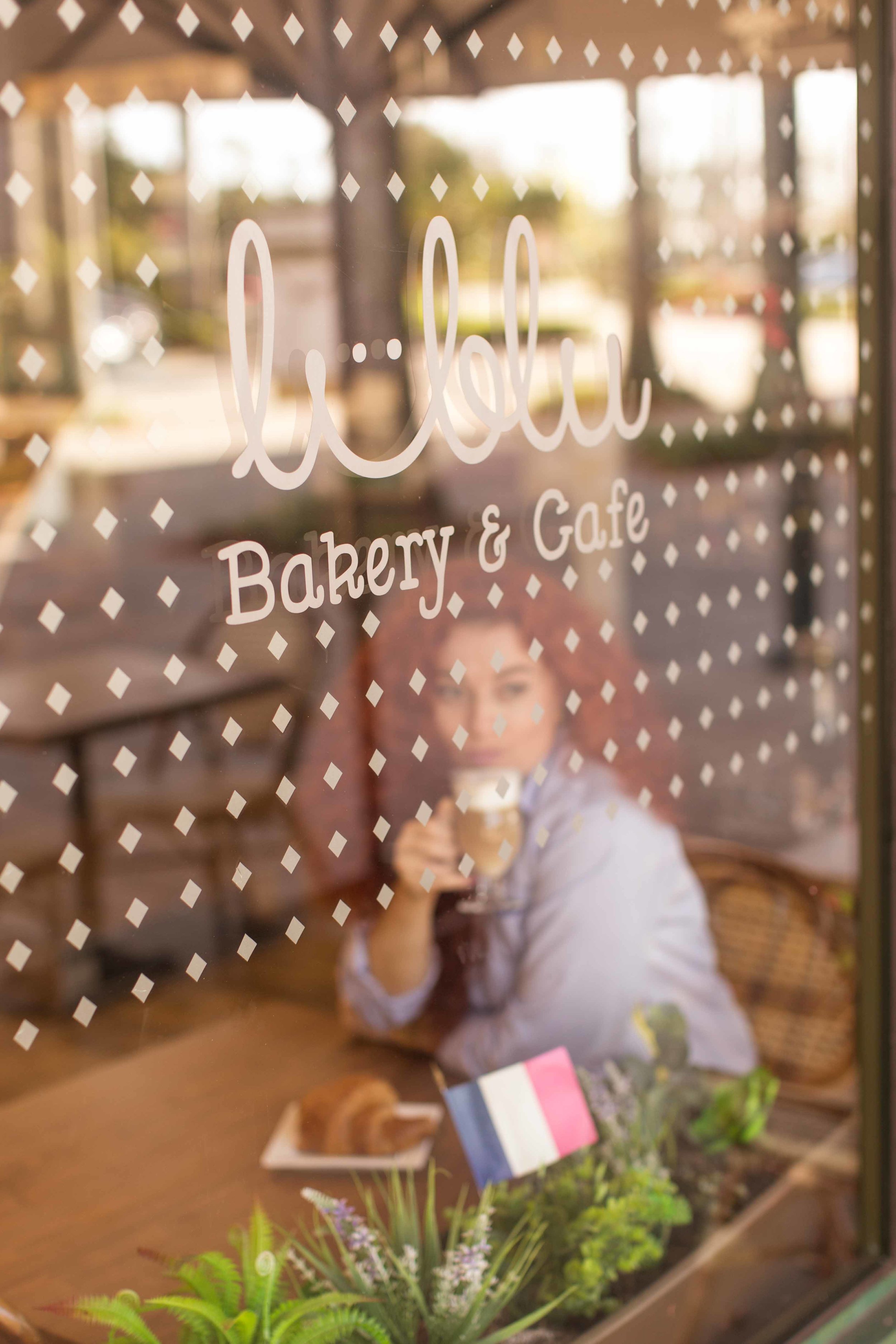 personal-branding-photoshoot-lublu-cafe-boca-raton-south-florida