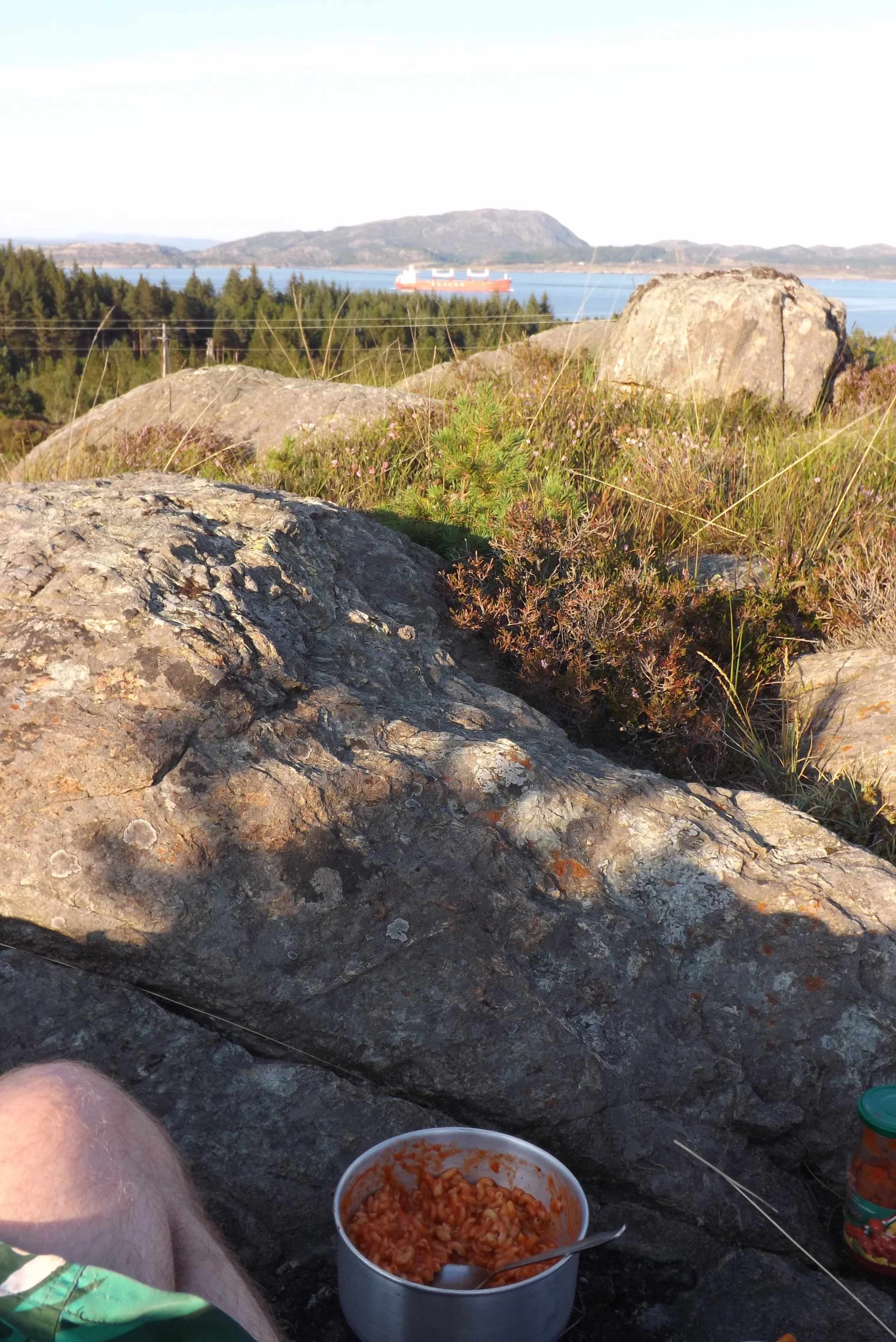  Any self respecting rocky outcrop can provide all the seating, shelving and worktop space that the modern kitchen requires. 