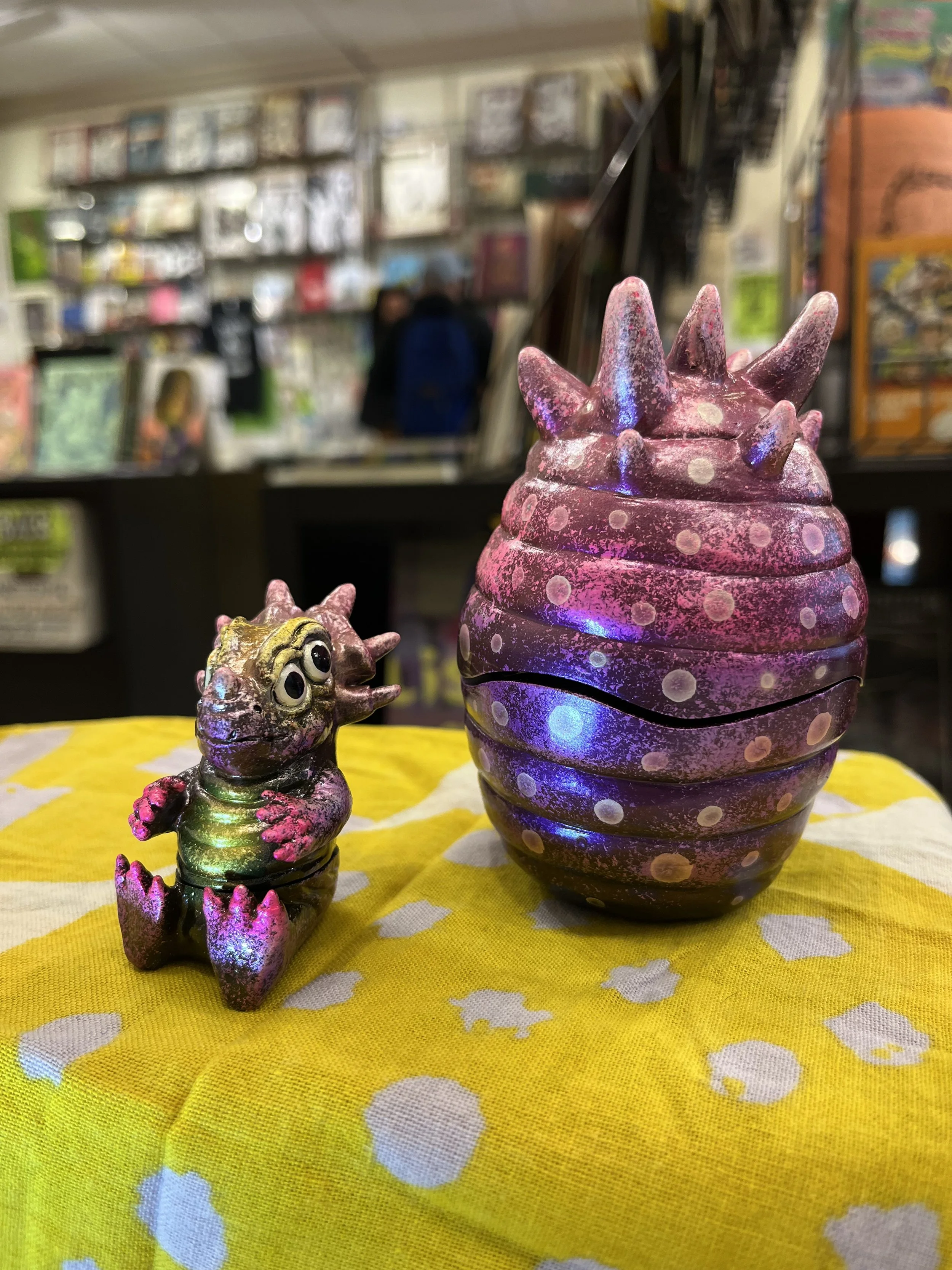 Wondewrgoblin Terratops egg and baby