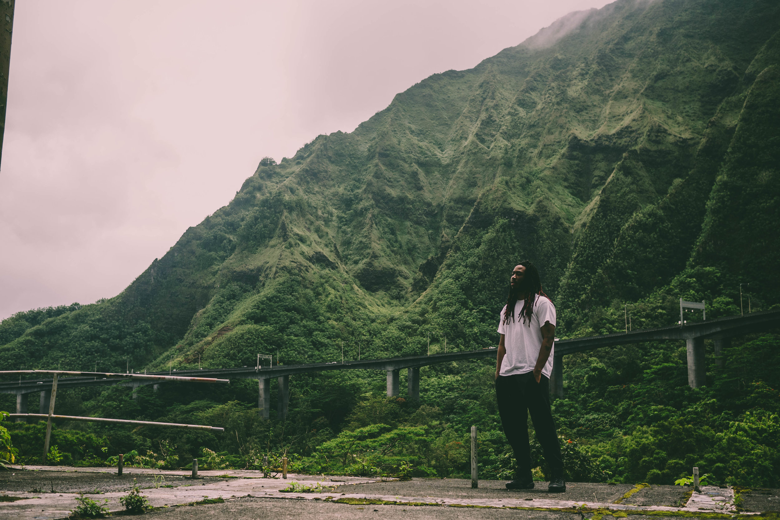 ADANDONED BUILDING HAWAII-12.jpg