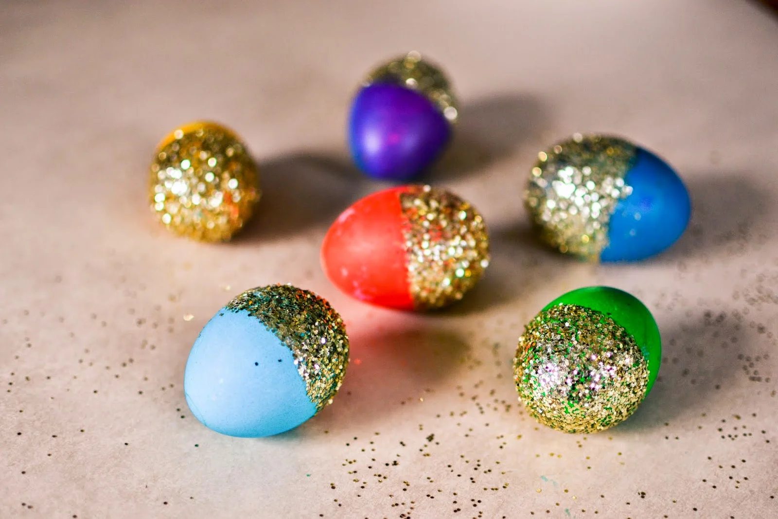 diy glitter Easter eggs — the farmer's daughter let's bake something
