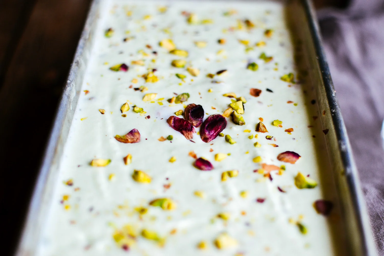 pistachio ice cream — the farmer's daughter let's bake something