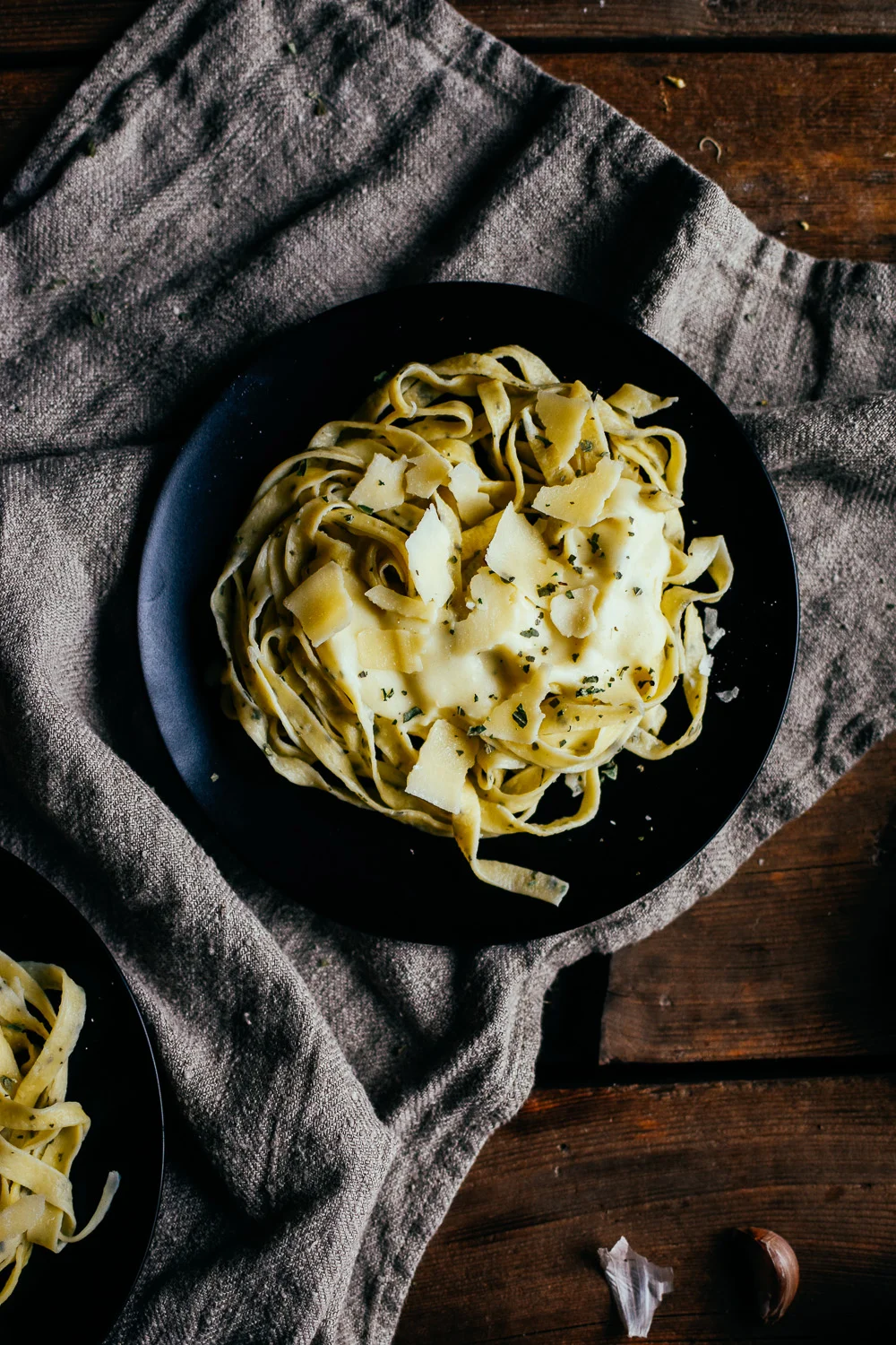 garlic & basil pasta noodles (from scratch) — the farmer's daughter