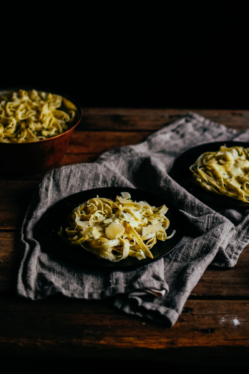 garlic & basil pasta noodles (from scratch) — the farmer's daughter