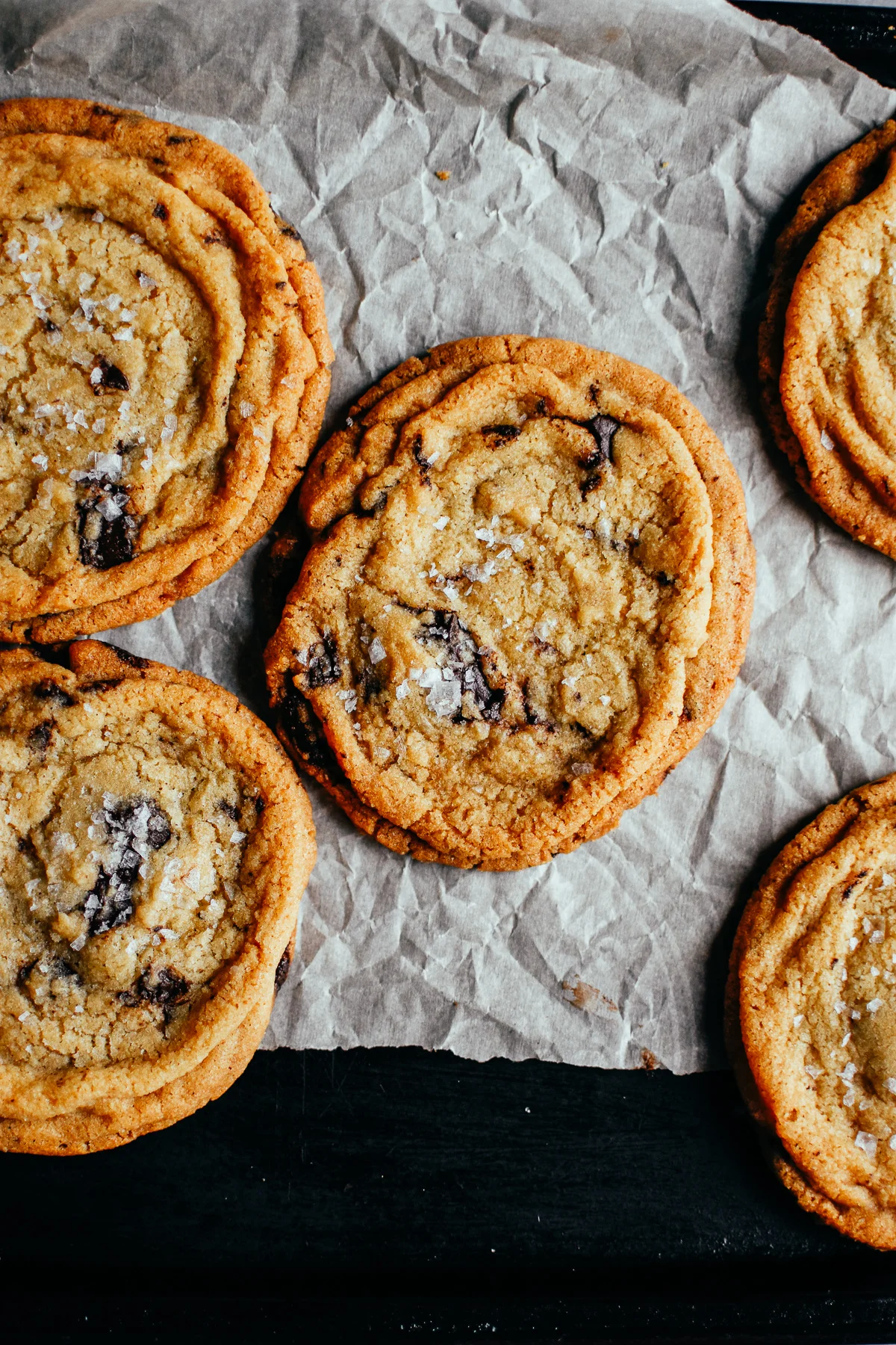 pan bangin' chocolate chip cookies — the farmer's daughter let's bake