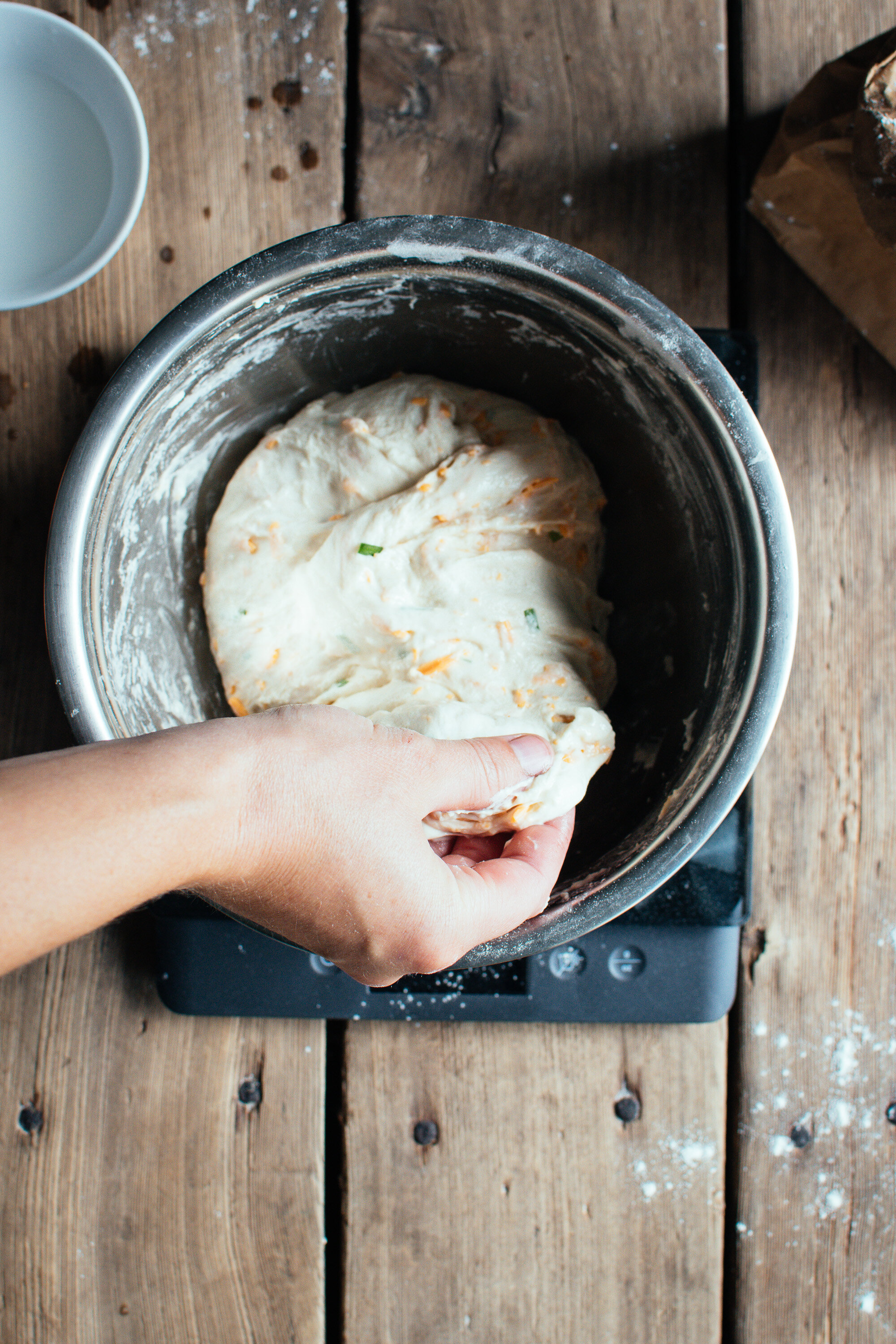 no-knead-cheddar-chive-bread-folding-paderno-the-farmers-daughter-summer2020-20.jpg