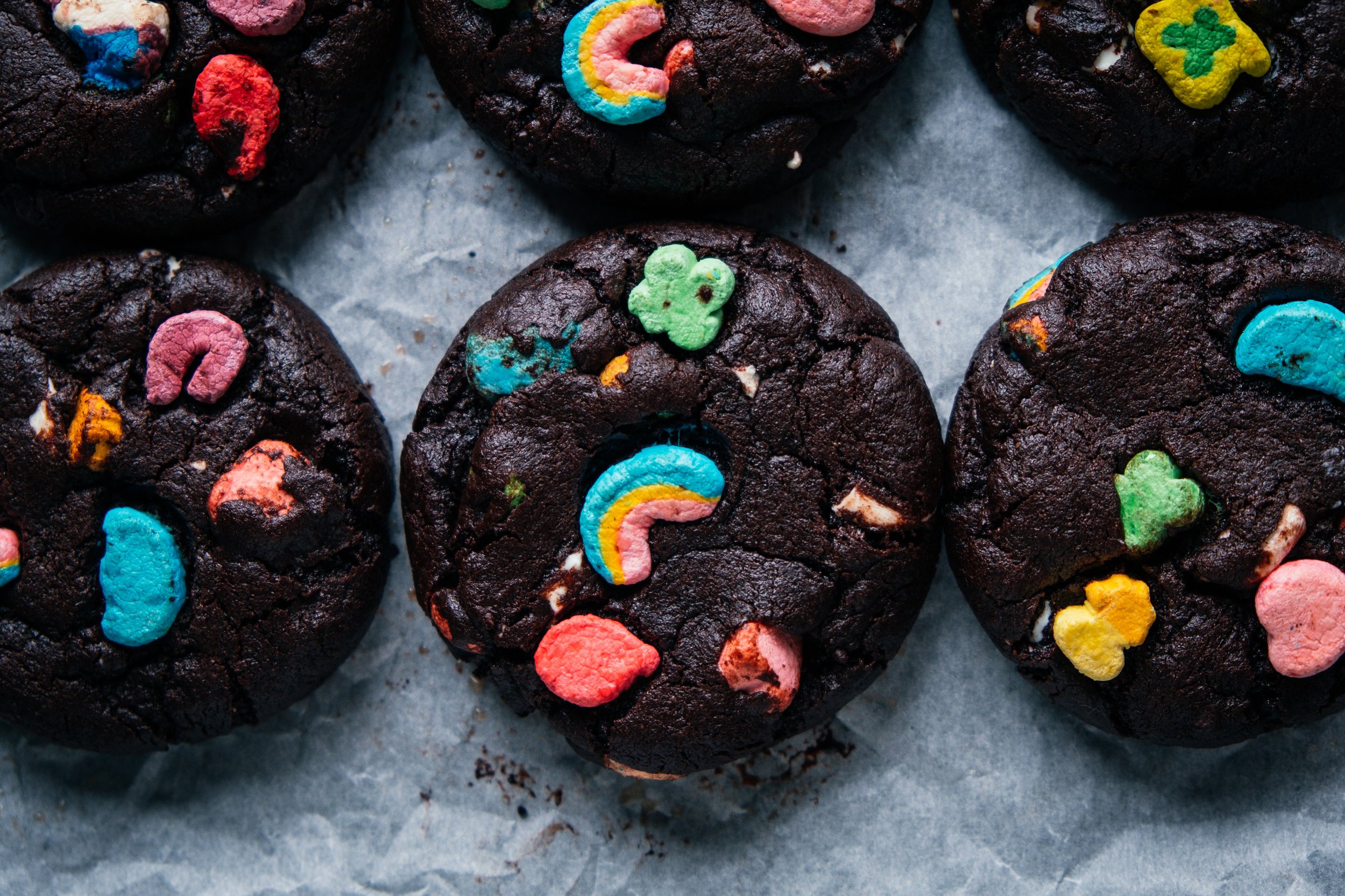 lucky charms chocolate cookies