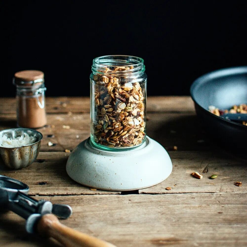 Living that stovetop granola life ✨️ I find I'm less likely to burn it this way 🤣 And you still get lots of big chunks...my trick is to press it firmly into the pan once it's done, and let it cool fully before breaking up and enjoying/storing.

Full