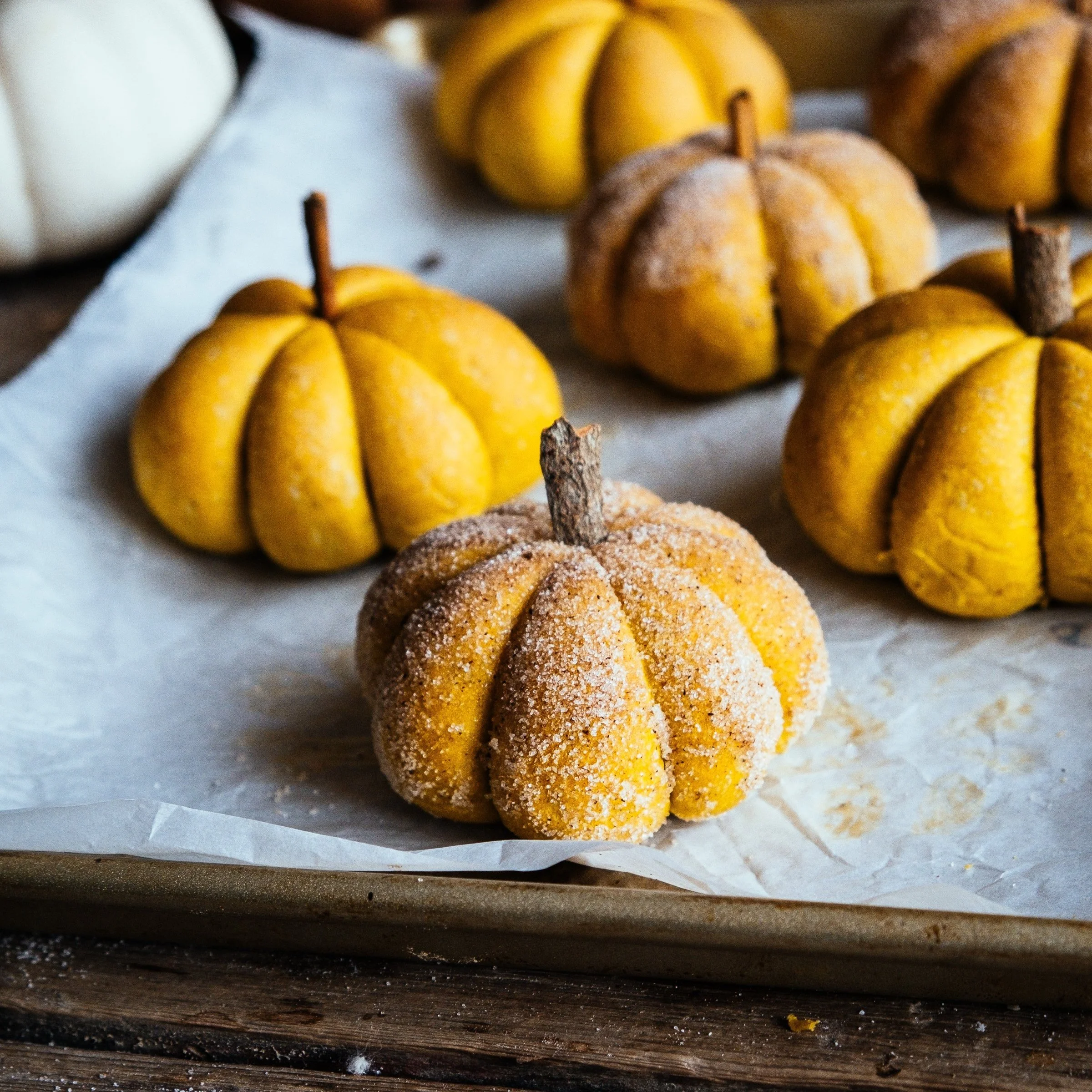 pumpkin shaped buns (and cinnamon buns) — the farmer's daughter | let's ...