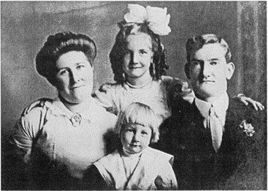 The family of Joe Hofmann-Ellen, Martha, and little Joe..png