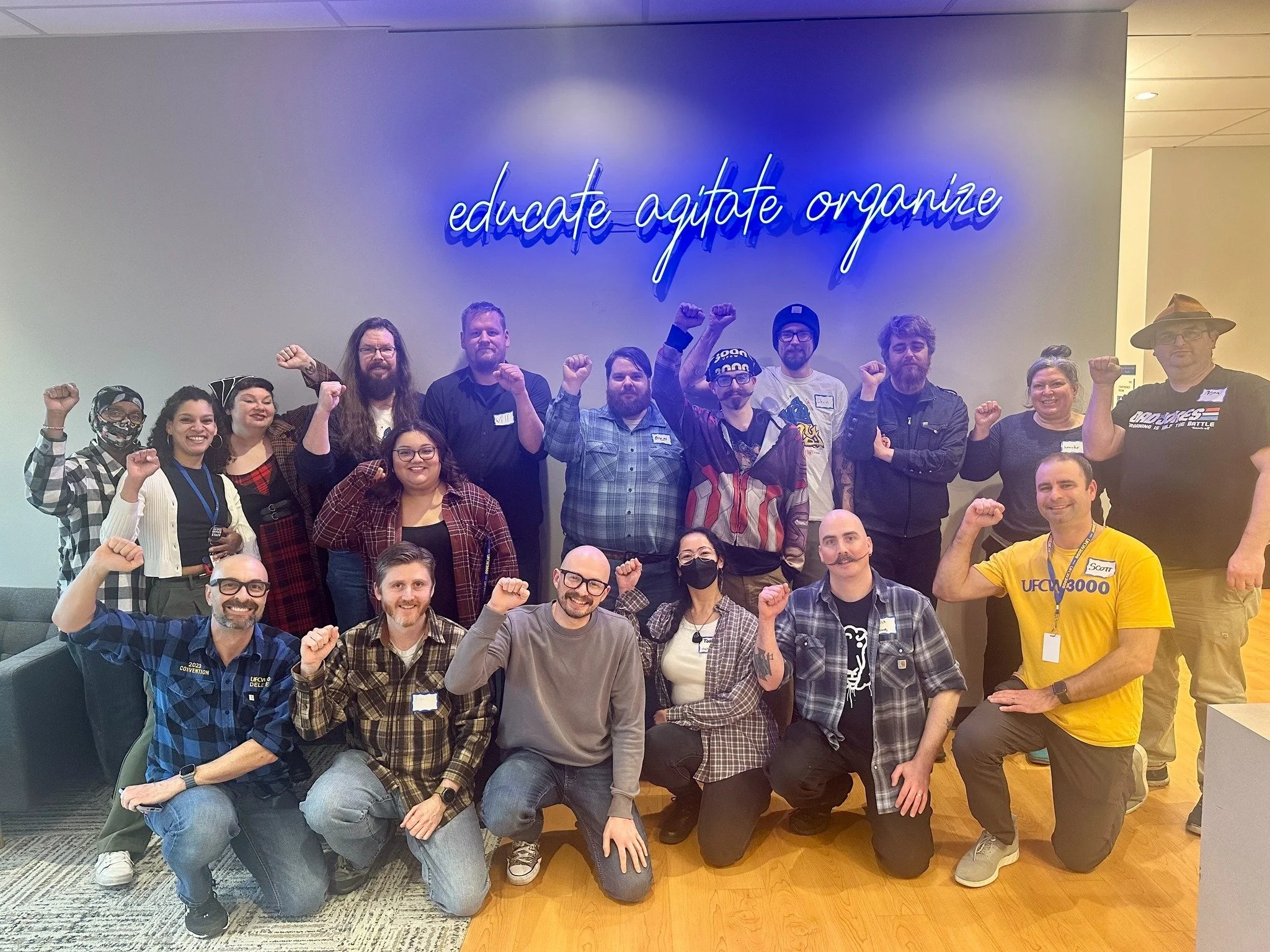 Last week, UFCW 3000's member-led Political Action Advisory Committee (PAAC) met up to discuss how we plan to build pro-worker people power heading into the next election season 📈

Our PAAC interviews and evaluates every candidate who seeks our unio