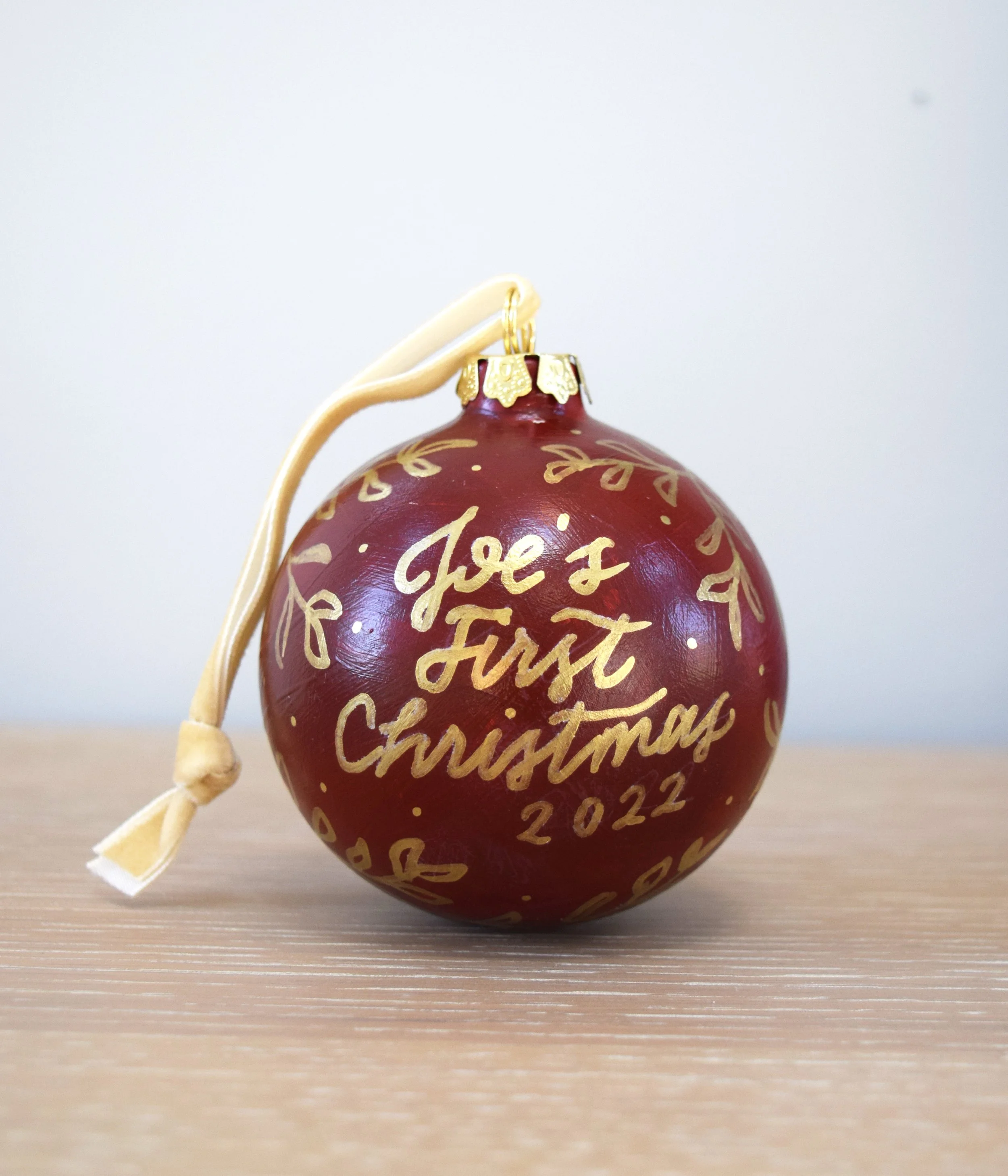 Ornament_custom_round.jpg
