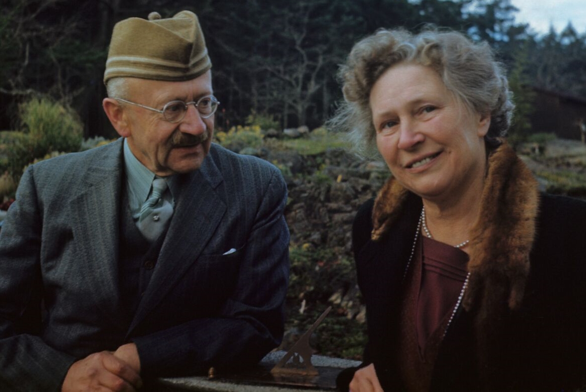 My_great_grandparents_in_Victoria_in_the_1940's