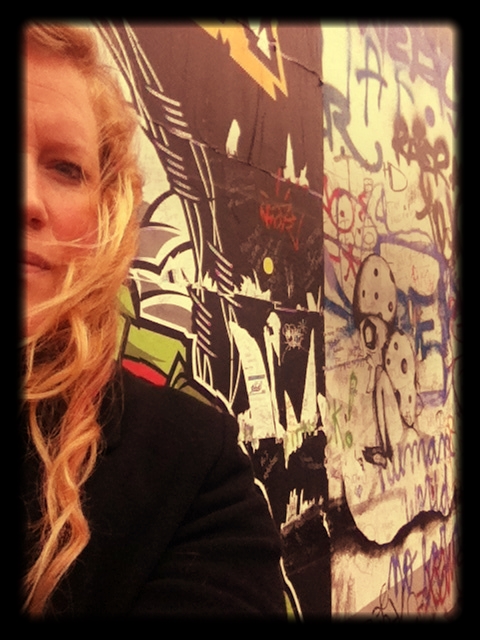 Seeing_the_Berlin_wall_for_the_first_time