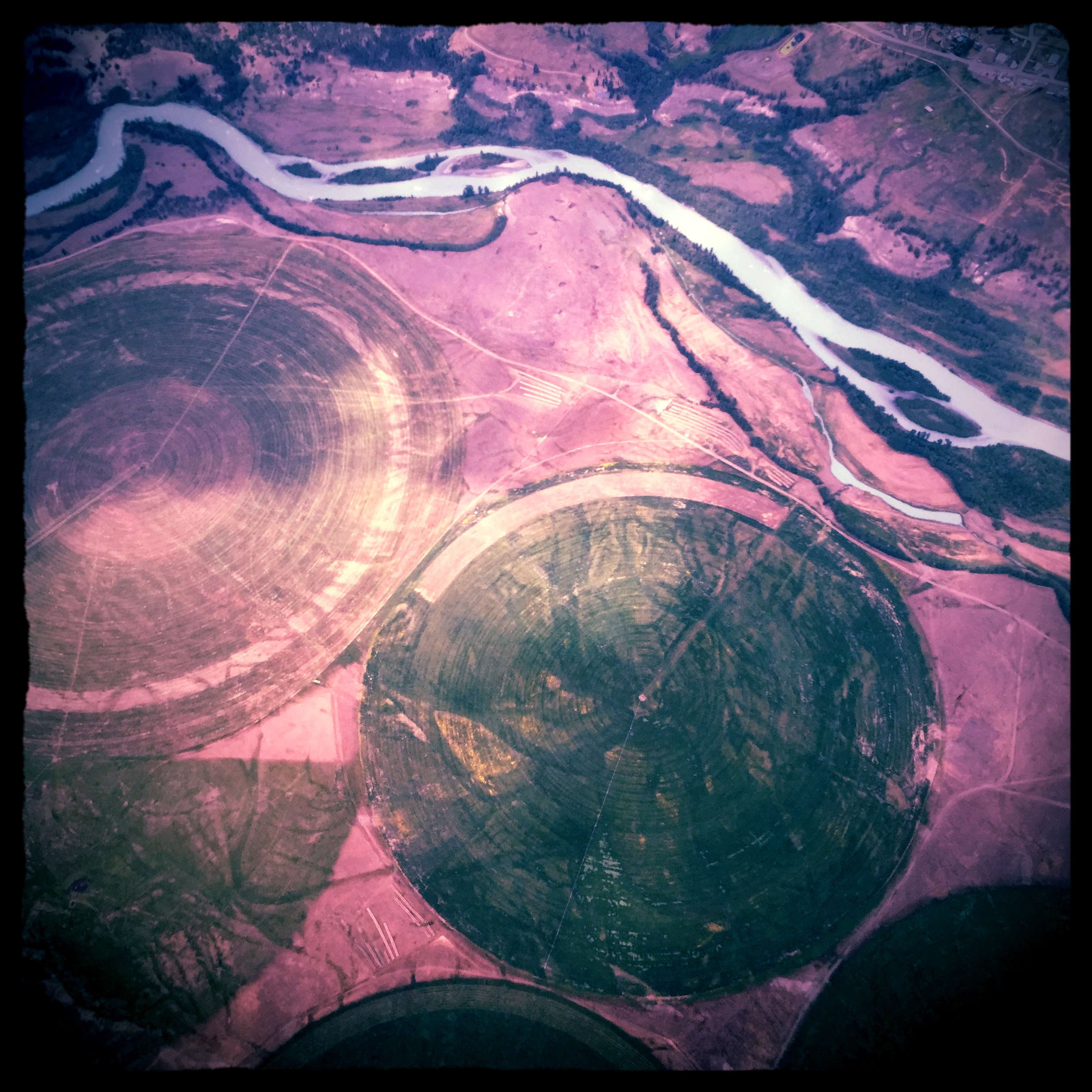 Fraser_River_and_British_Columbia_from_above