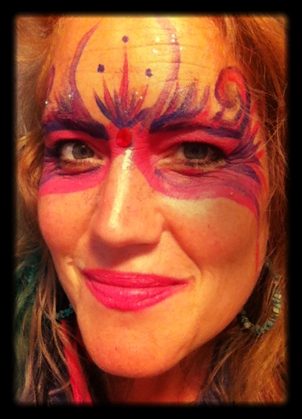 A_painted_face_celebrating_Canada_Day