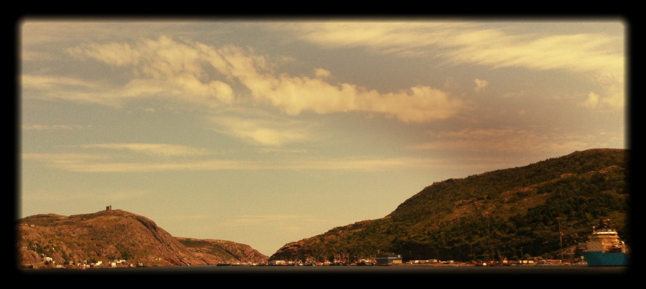 A_view_of_the_St._John's_Narrows