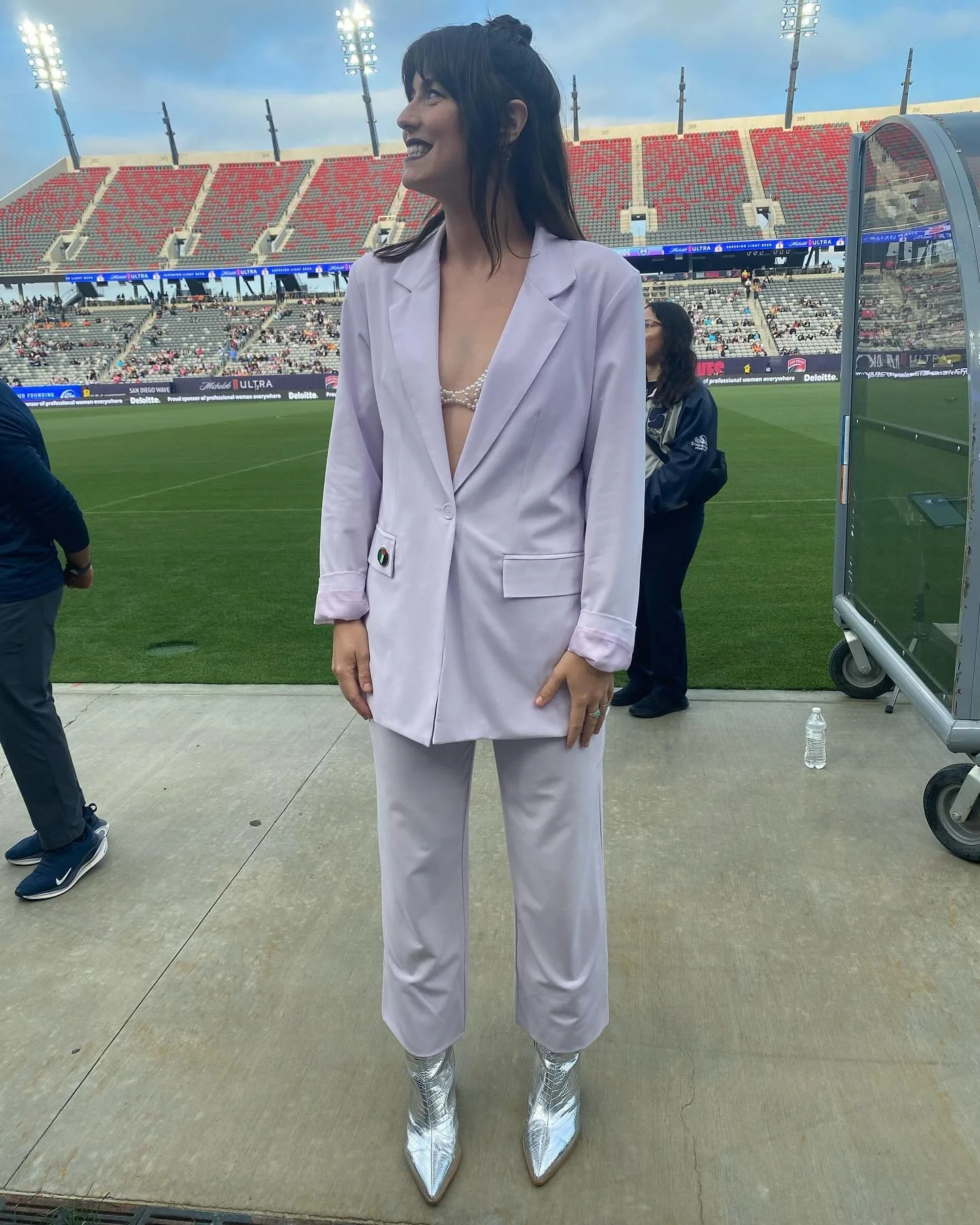 Got all femmed up last night for my second time EVER IN MY LIFE singing on TV! I'm very grateful to everyone who tuned in or came to the Snapdragon stadium to support! Thank you San Diego for letting me sing to you in a stadiummm !! Damn, I love you,