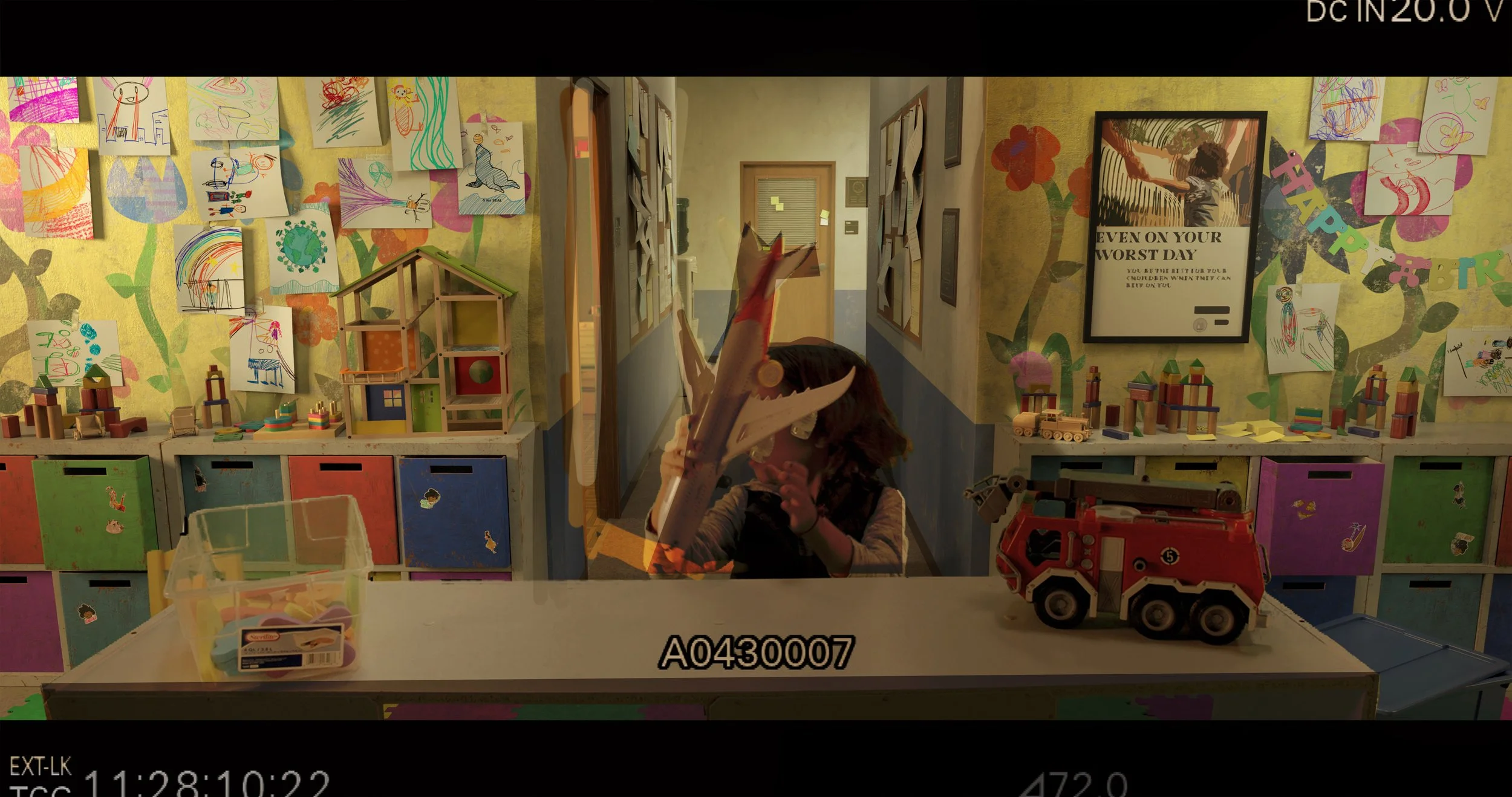 INT_GAdfcsOffice_HallStart_V05_darker_ALT_LIGHTING.jpg