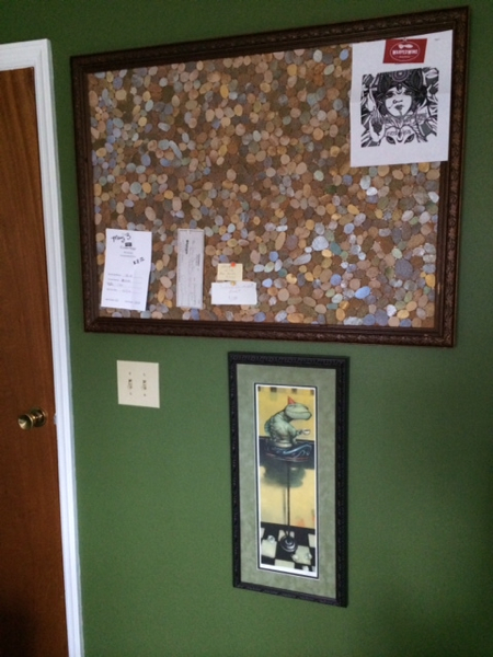 I was determined to get organized with this remodeling. This is the board near the entrance to the studio. This is where I post projects in progress or timely items that I need to keep in mind, such as show deadlines or pick up dates. I made this with an old frame, some sheets of cork and then I glued some of the hand cut cork pebbles from my UD show to give it some flair.
