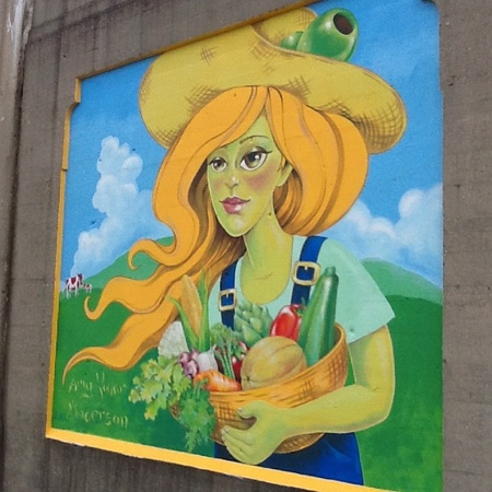 Finished! My first mural is located at the Garden Station. Have you seen her? If not, you can see the progress images of the mural HERE .