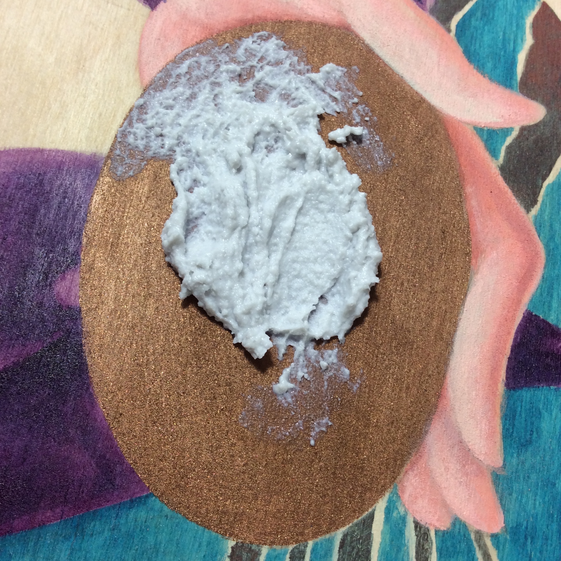 A layer of lava paste on the rock. 