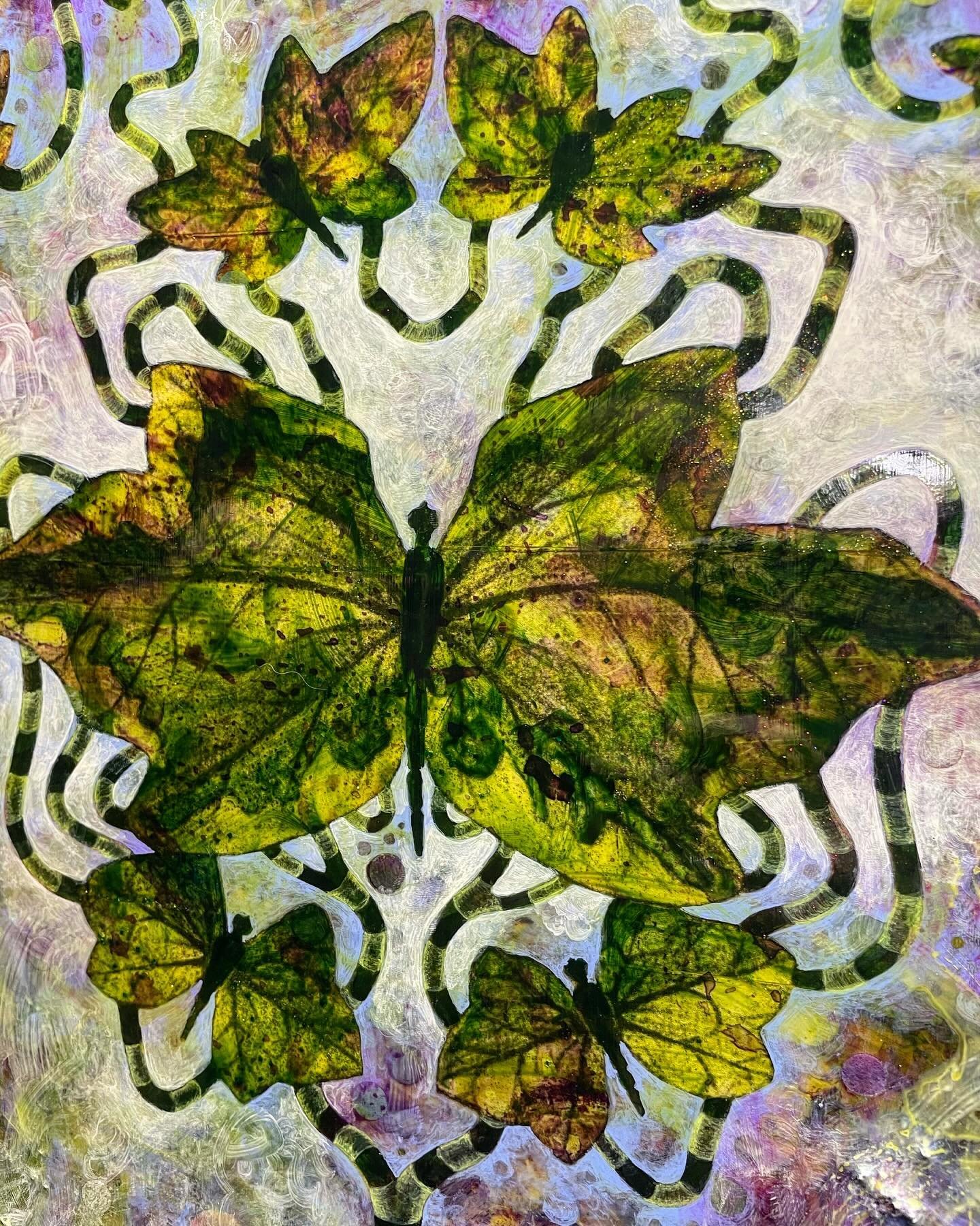 Another background layer to make things start to POP on IVY - THE SURVIVOR
SEPTEMBER 30 - OCTOBER 27

http://www.kollaranderson.com/treezodiac