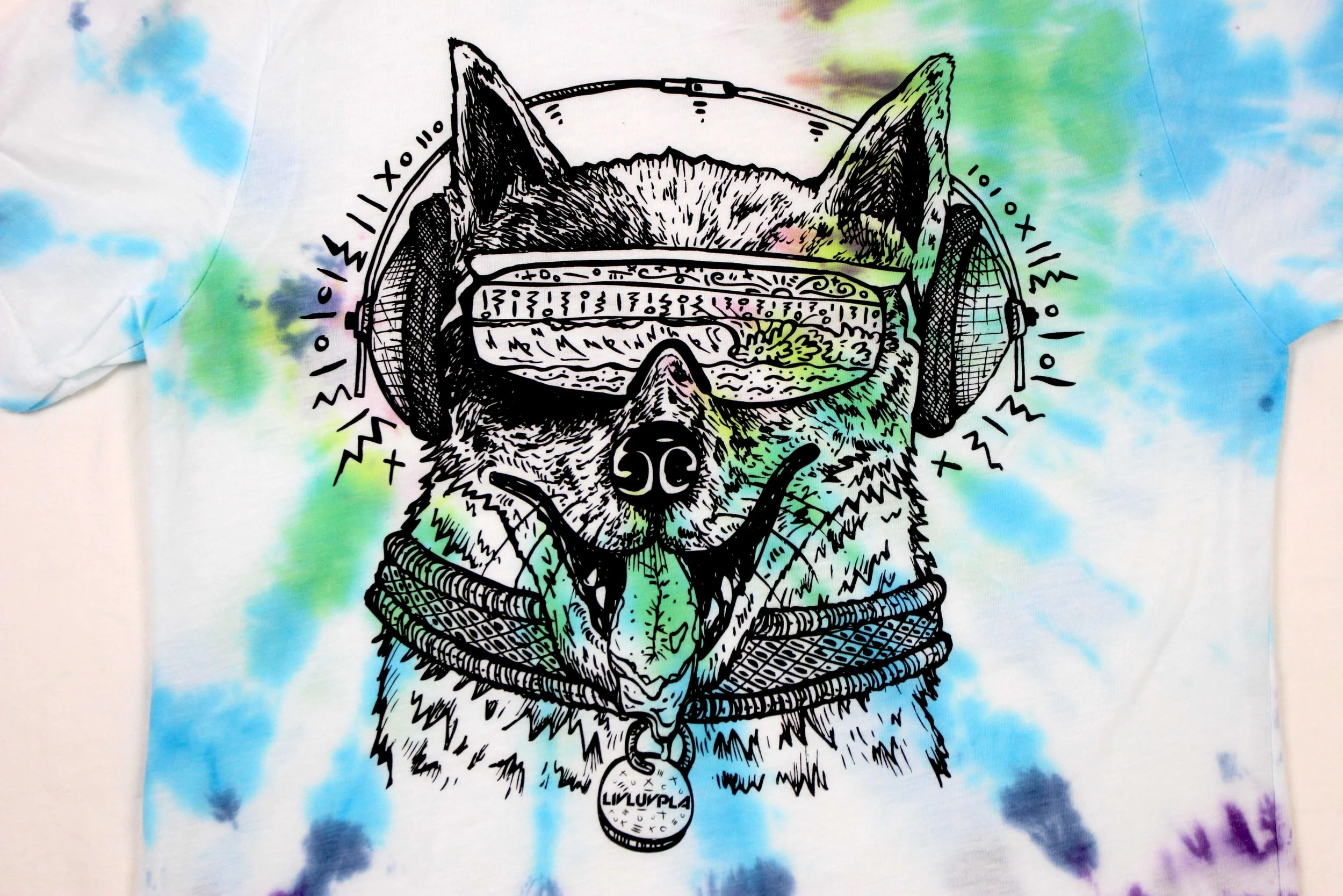 CS-Beachdog-tie-dye-BACKUPCLOSE-26.jpg