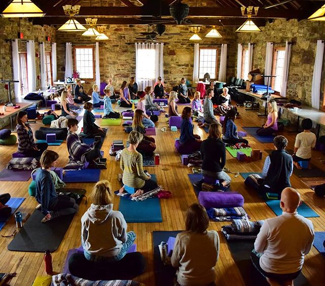 #fbf to morning meditation in Bald Rock Lodge during last year's HereNowYoga Mindfulness Retreat at Cheaha State Park. FYI this is happening all over again March 14th-18th, 2019 with the intention to put even more &quot;treat&quot; in &quot;retreat.&