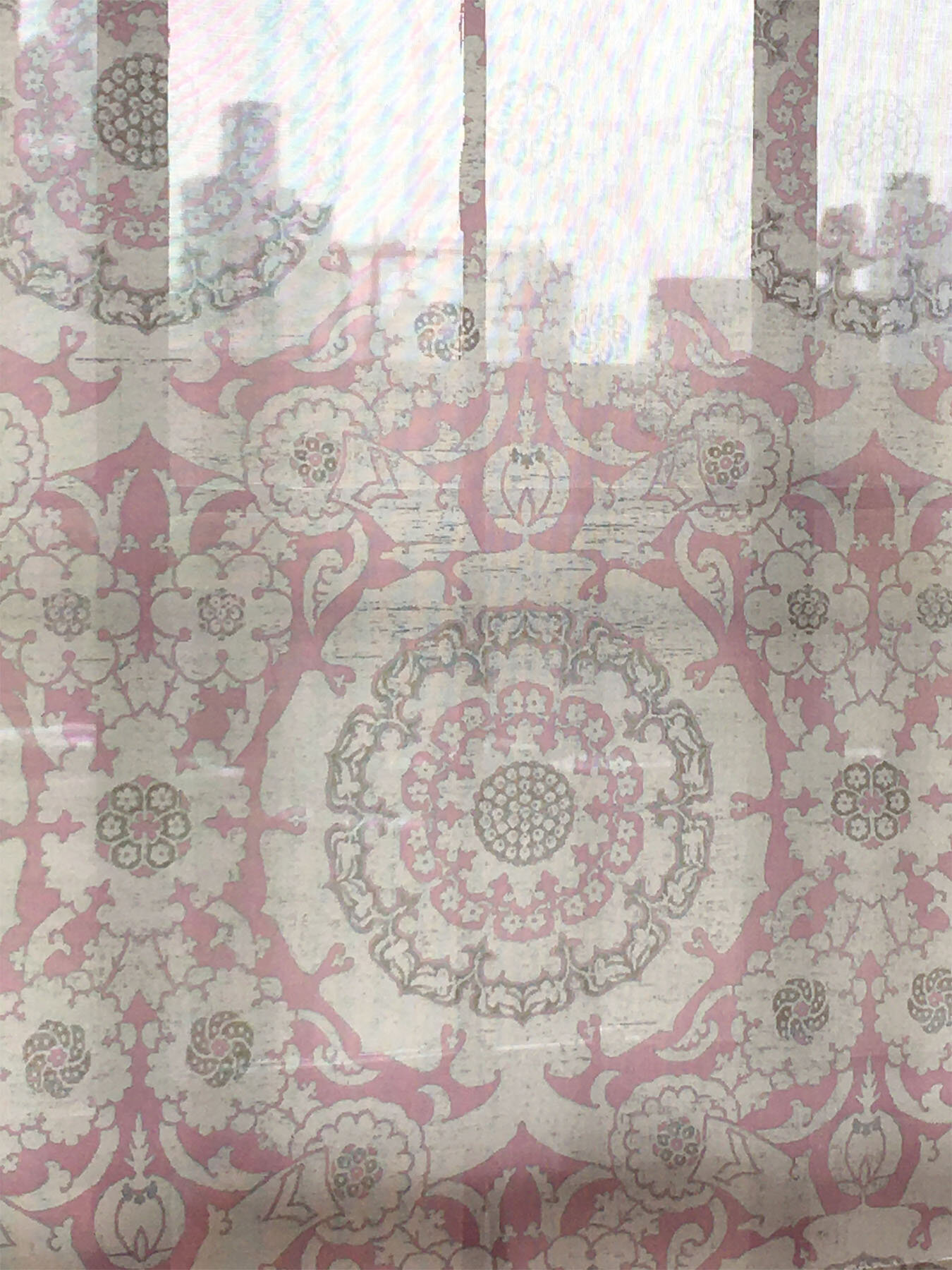 Turkish silk pink on 10% fabric.