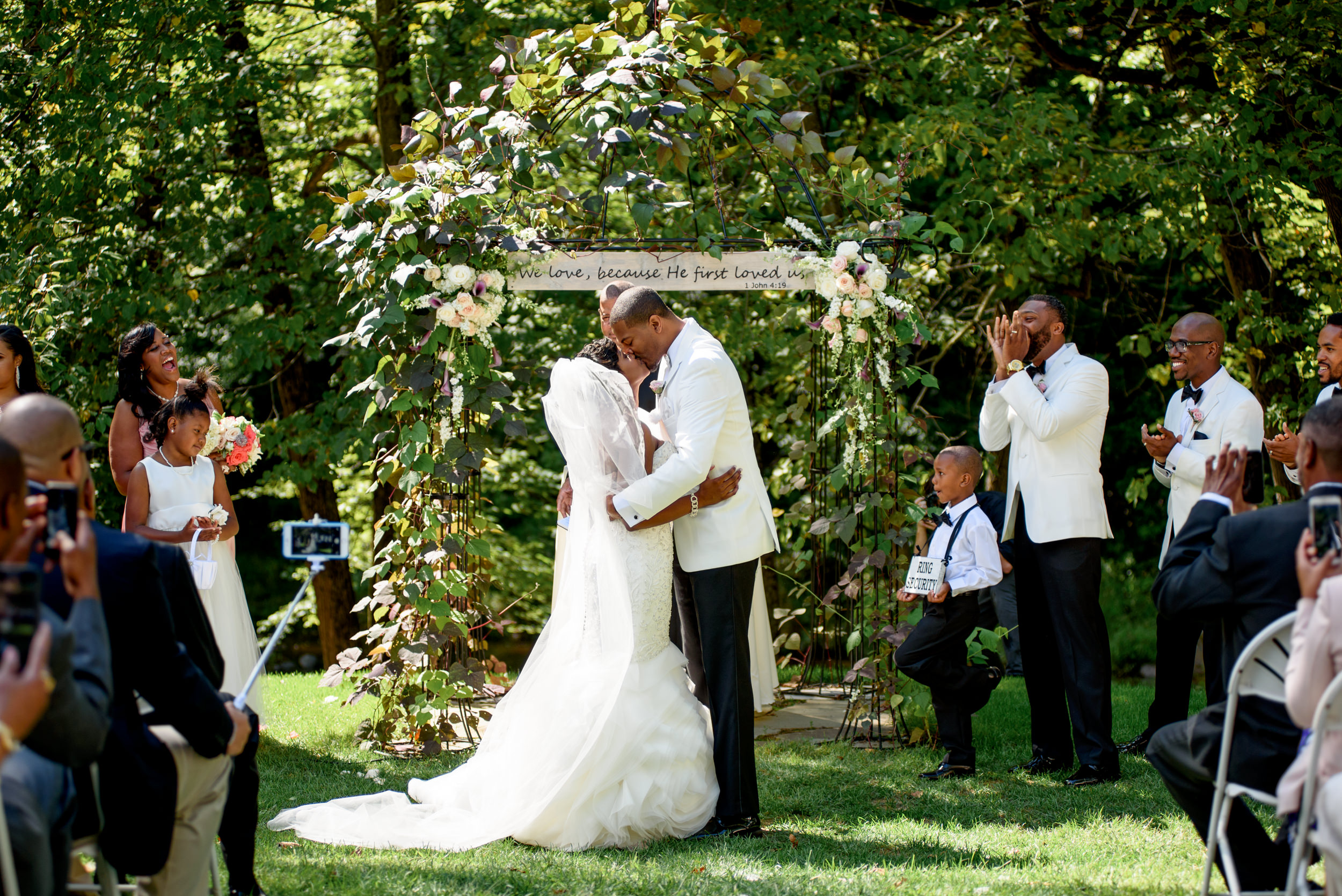 Outdoor wedding ceremony in Elizabethtown, PA - Lancaster wedding photographer