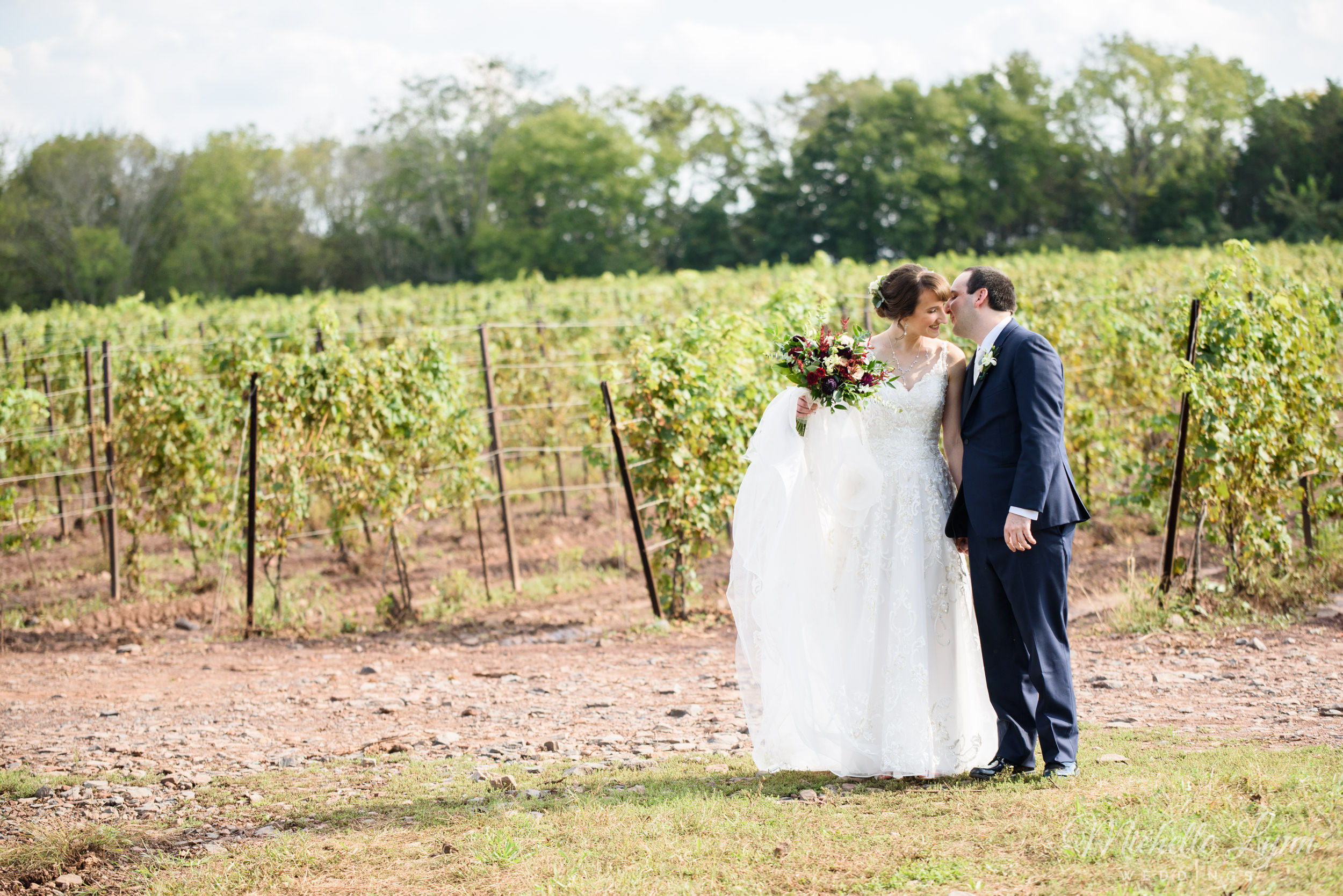 sand-castle-winery-pennsylvania-wedding-photography-35.jpg