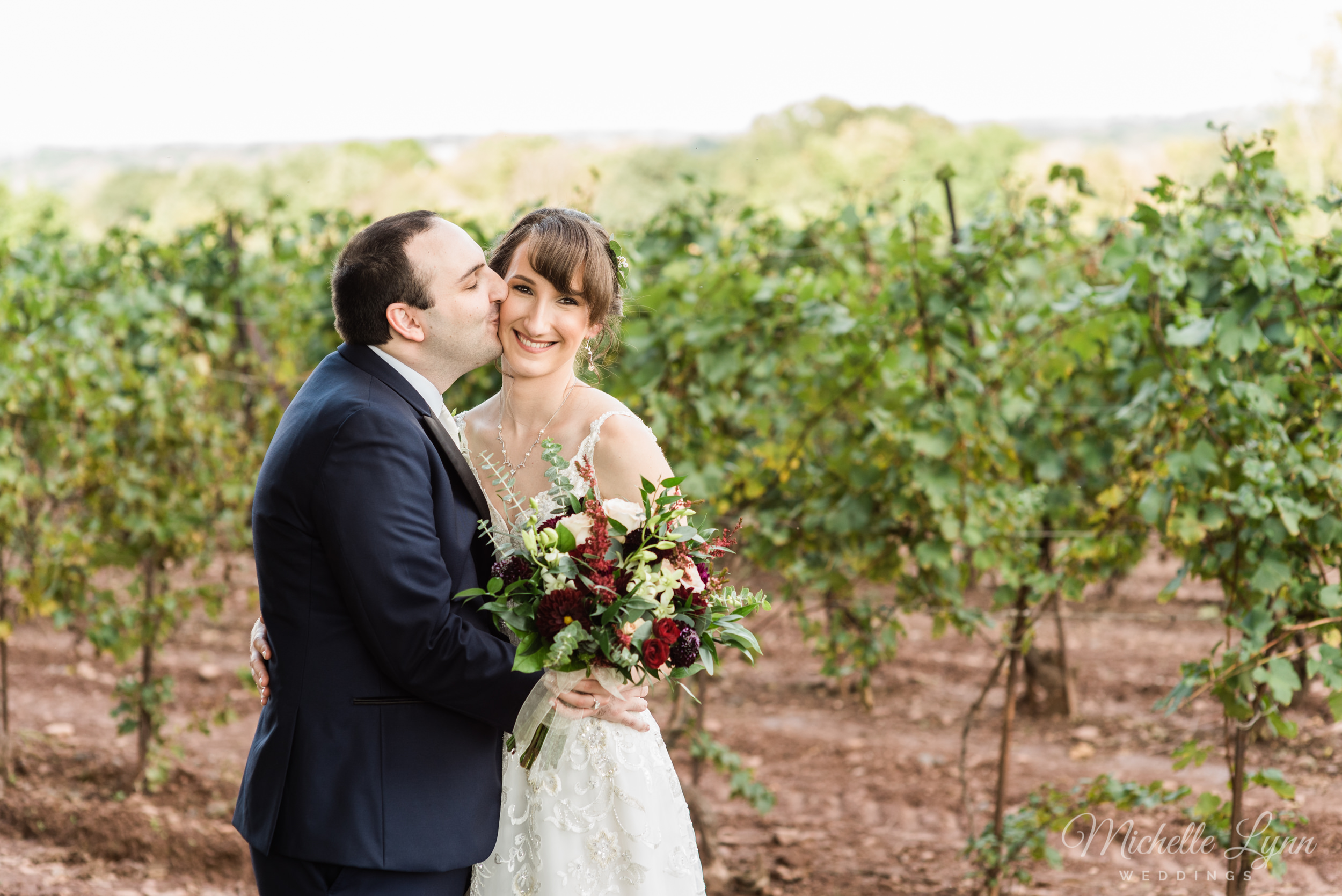 sand-castle-winery-pennsylvania-wedding-photography-44.jpg