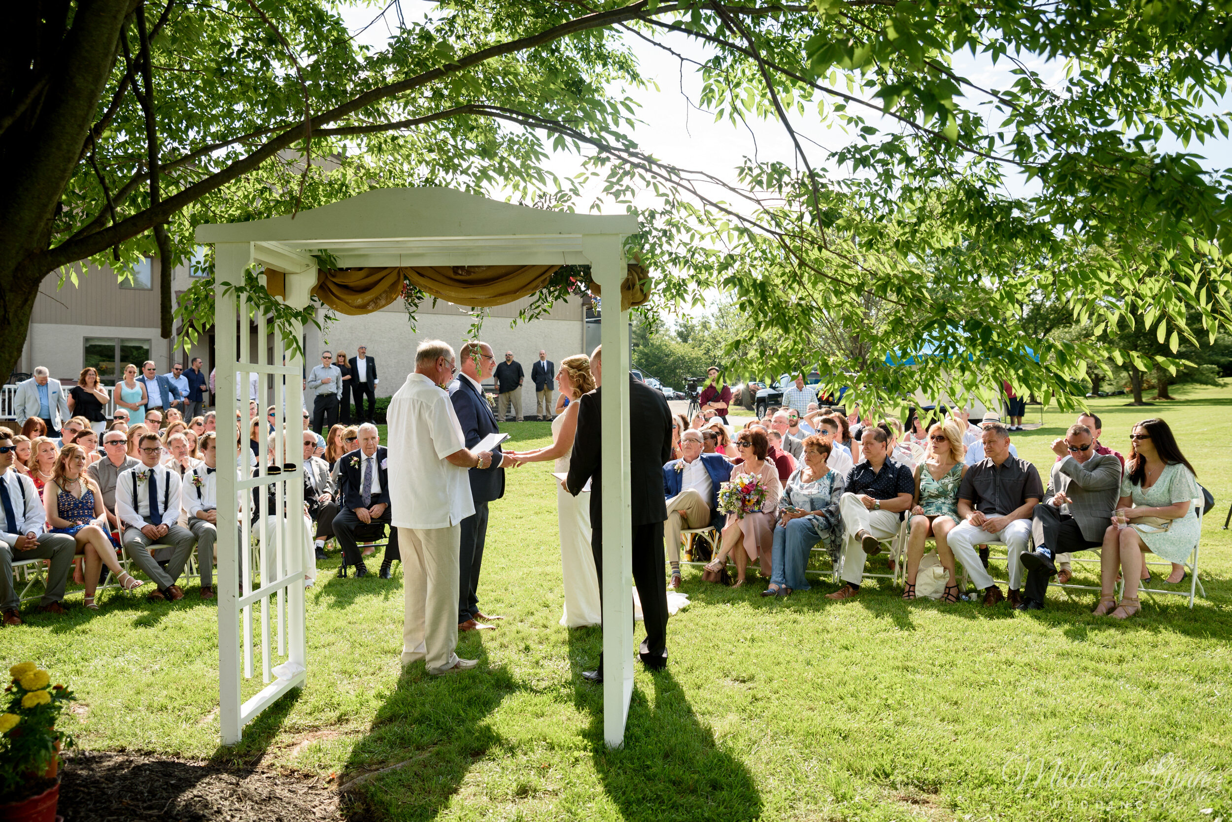 mlw-bucks-county-backyard-wedding-31.jpg