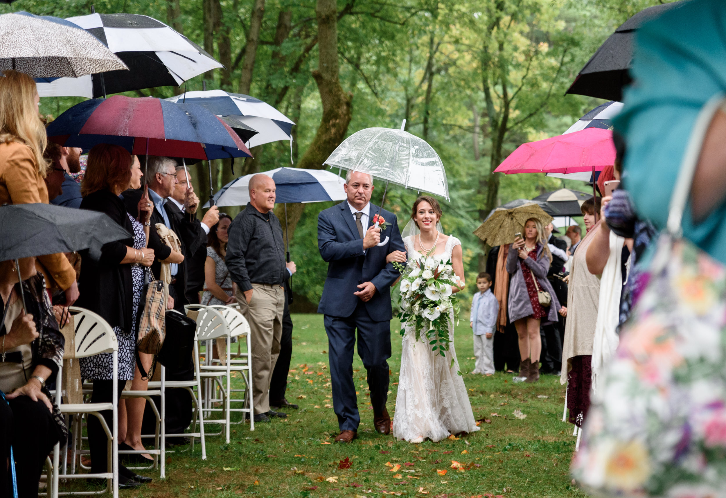 Wedding ceremony in Bucks County - Philadelphia wedding photographer