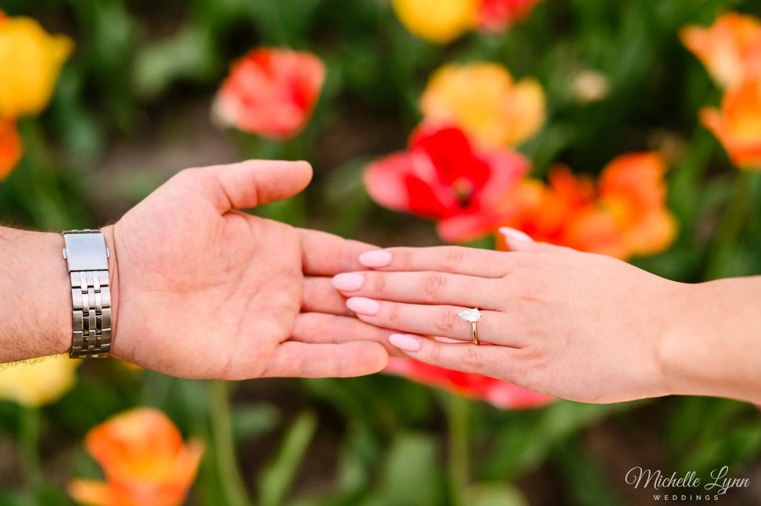 peddlers-village-spring-engagement-session-4.jpg