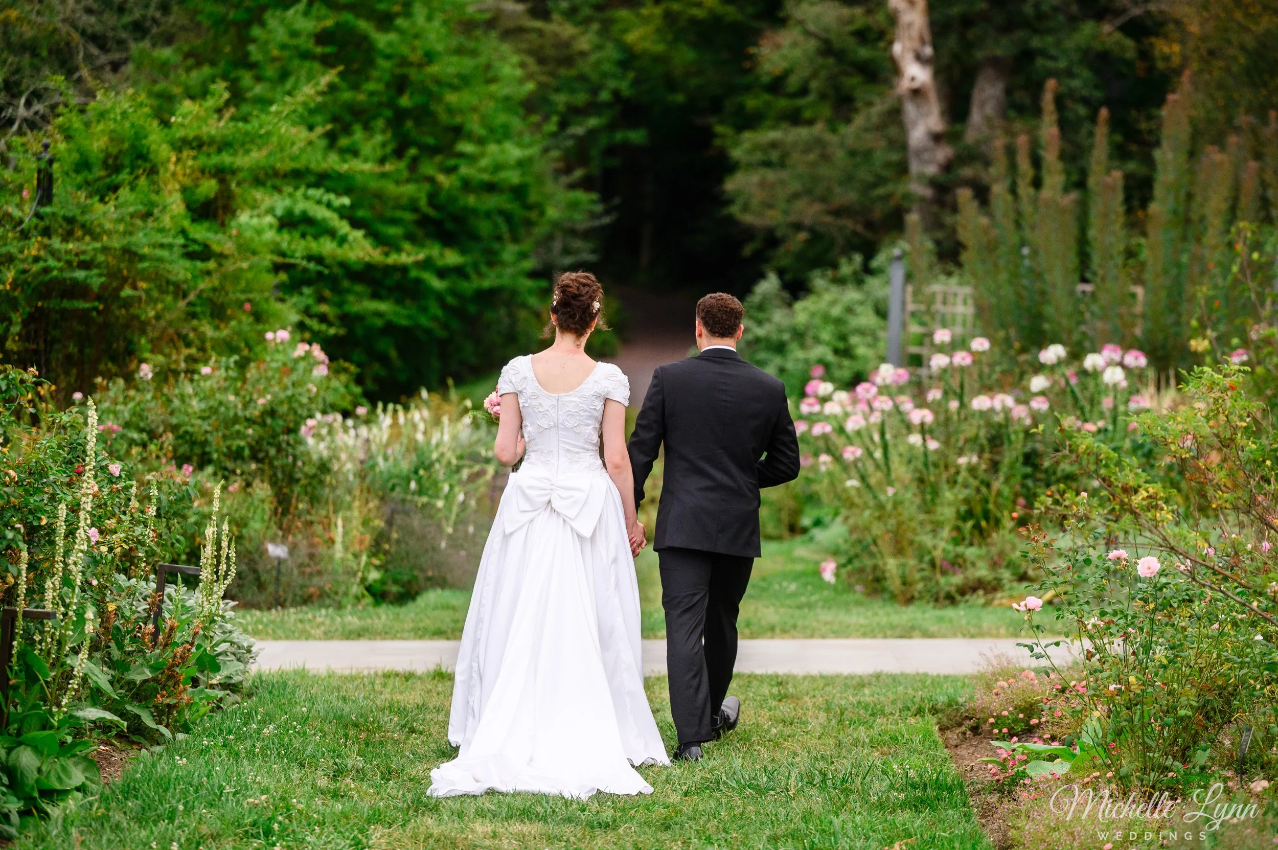 morris-arboretum-philadelphia-wedding-photos-37.jpg
