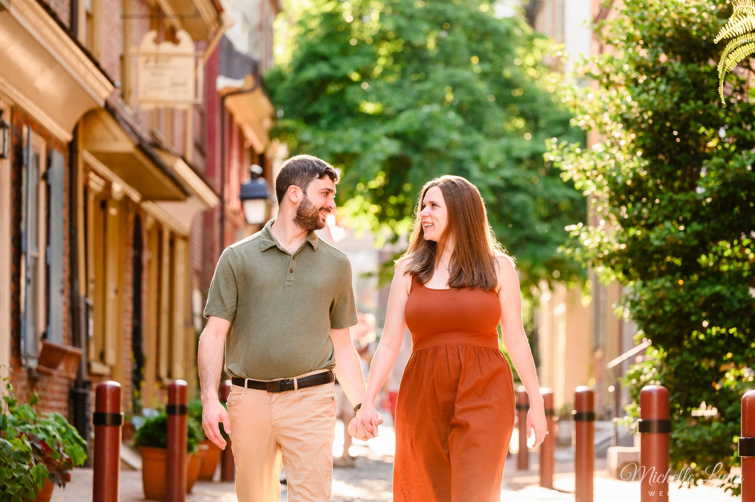 northern-liberties-philadelphia-engagement-photos-2.jpg