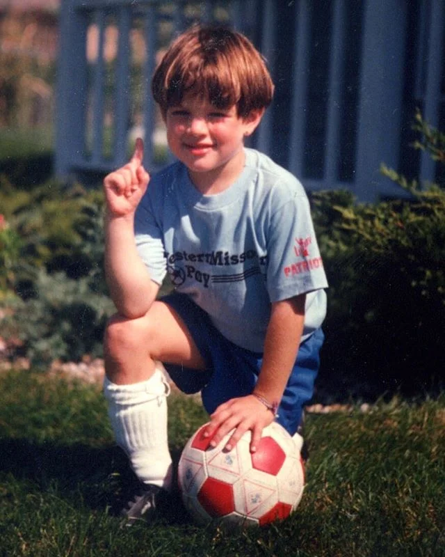 Swipe for 🍼radical soccer mama/baby🍼 perfection. You can contribute to our Patreon because you’re hoping Dyke Soccer will be around when u can come in the future... our budget is ::sustainability focused:: aka we need it to continue running a