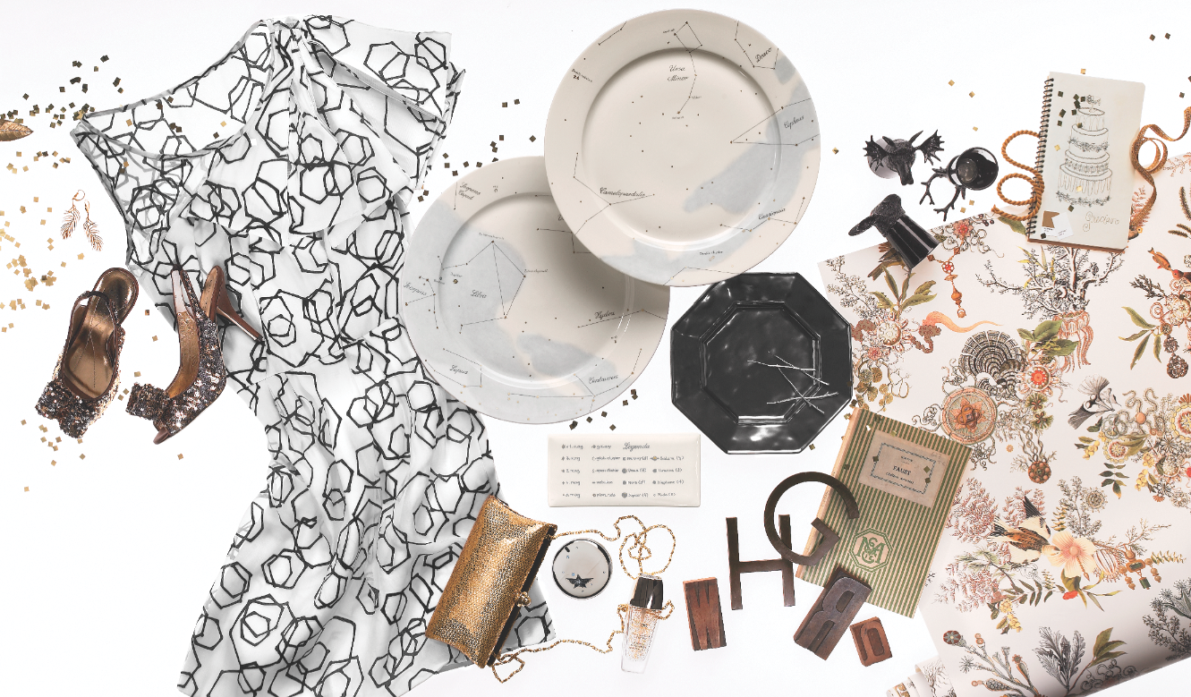 britni-wood-for-martha-stewart-weddings-nymphenburg-gold-letters-wallpaper.png