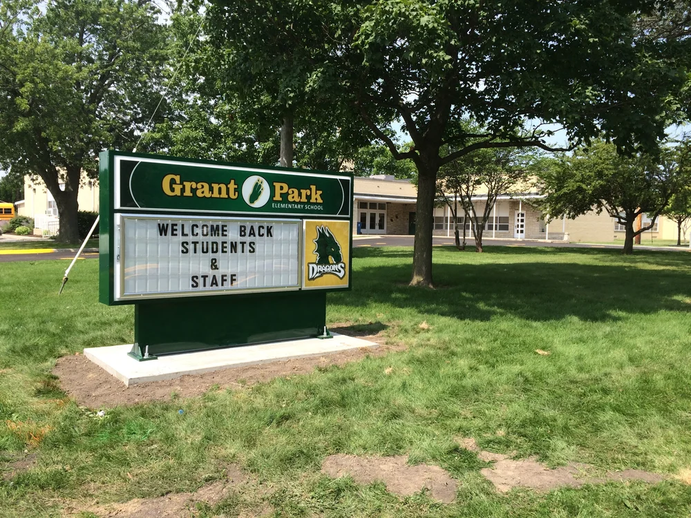 Photos — Grant Park, IL