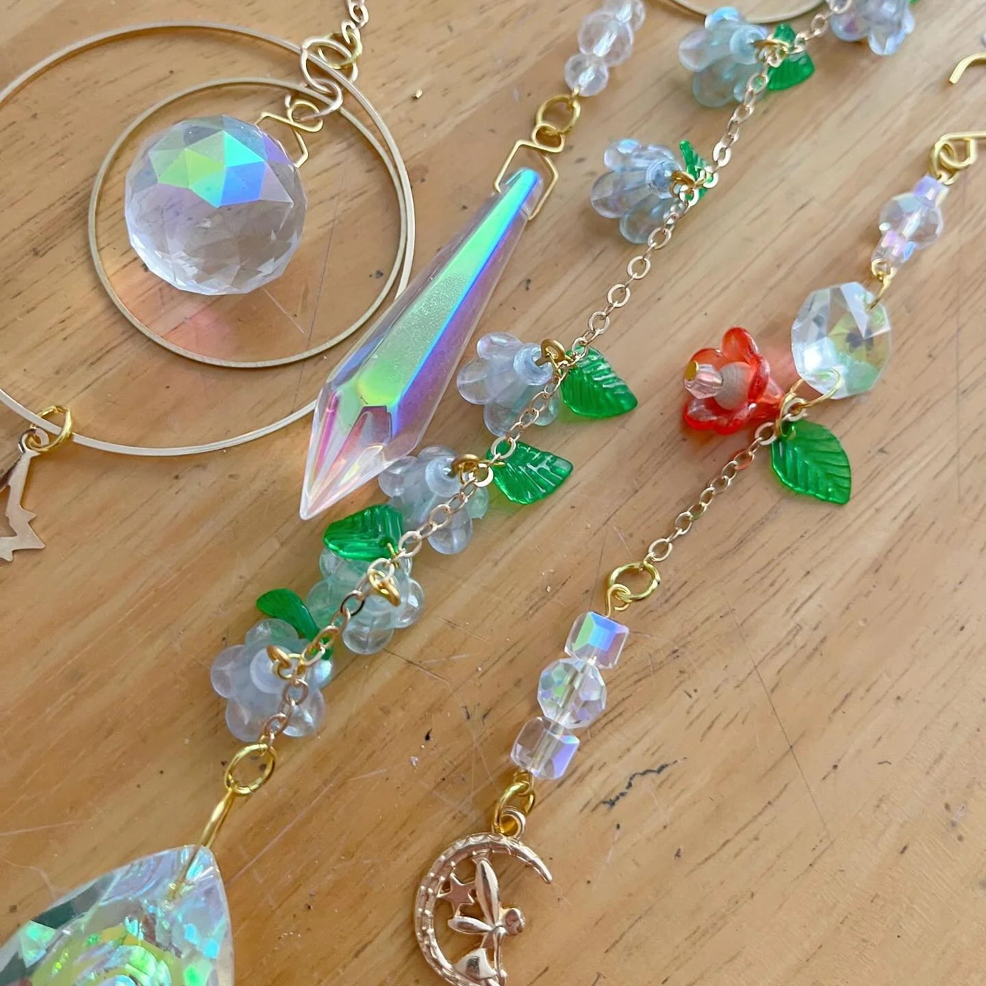 Tomorrow!! Come shop my handmade jewelry and new suncatchers, plus some in-box labubus, at @teenscenebazaar in Tigard!