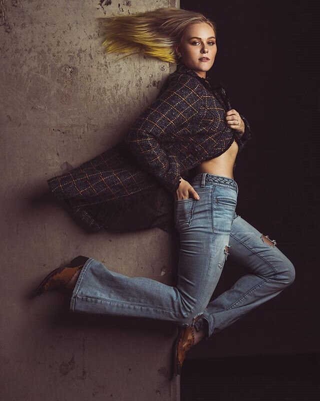 Sneak peek of the marvelous @livmcewen
.
.
.
.
.
#vergaraphotography #alabamaphotographer #model #beauty #stunner #location #lighting #strobe #godox #sonyshooter #fashion #editorial #portrait #tone #mood #WorldsOkestPhotographer