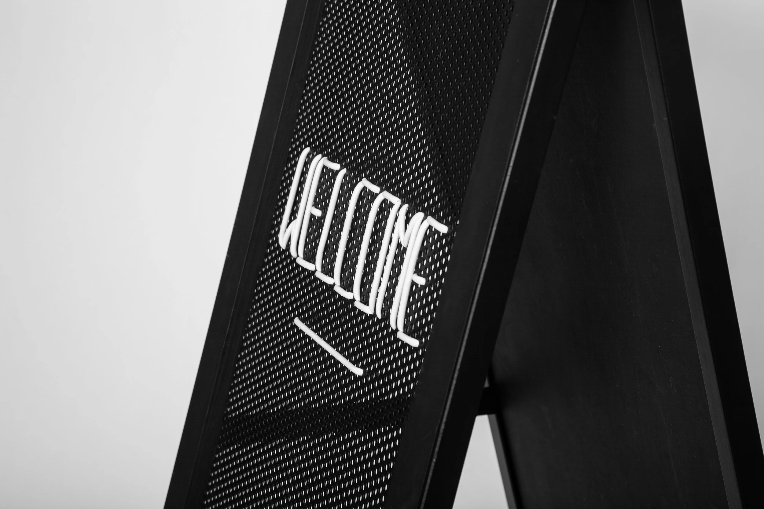 TAVE-8817.jpg