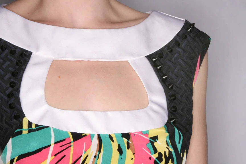 15 top keyhole and studs.JPG