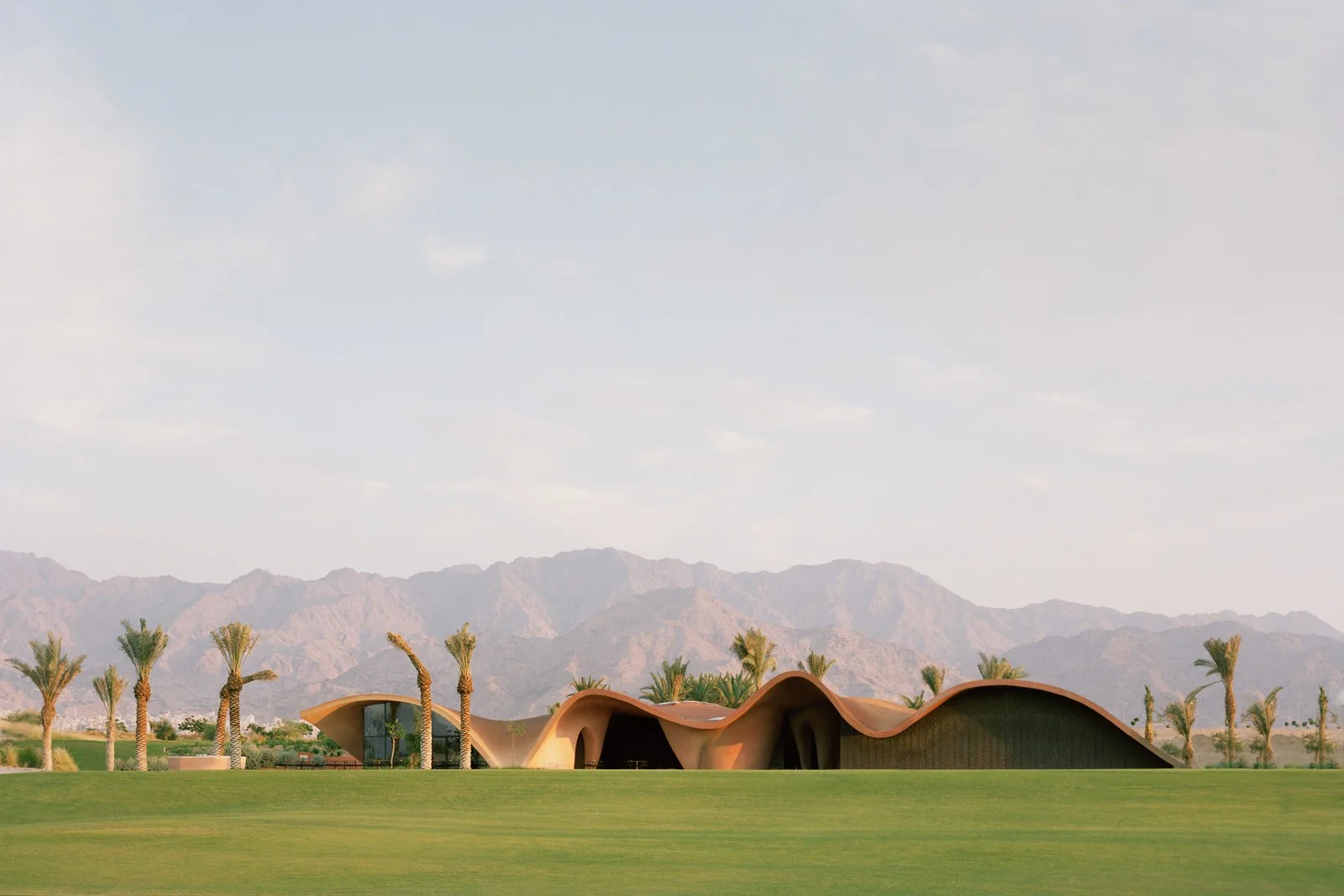 Wordl_Golf_camp-big_dezainaa_1.jpg