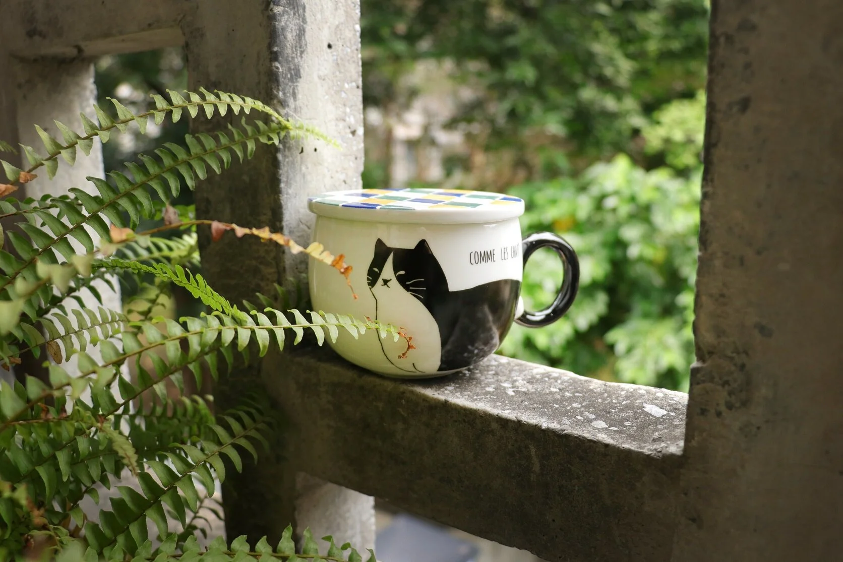 日本陶藝品牌Sunart主推貓咪主題餐飲器皿，誠品獨家首賣三款動物背影馬克杯。定價540 元l 誠品書店_2.jpg