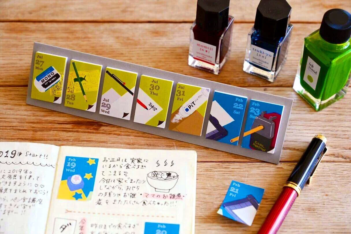 獲日本文具大賞的「himekuri每日小貼曆」， 366日不重複的可愛圖案讓每天都有新鮮感。定價835－1,010元l 誠品書店_2.JPG